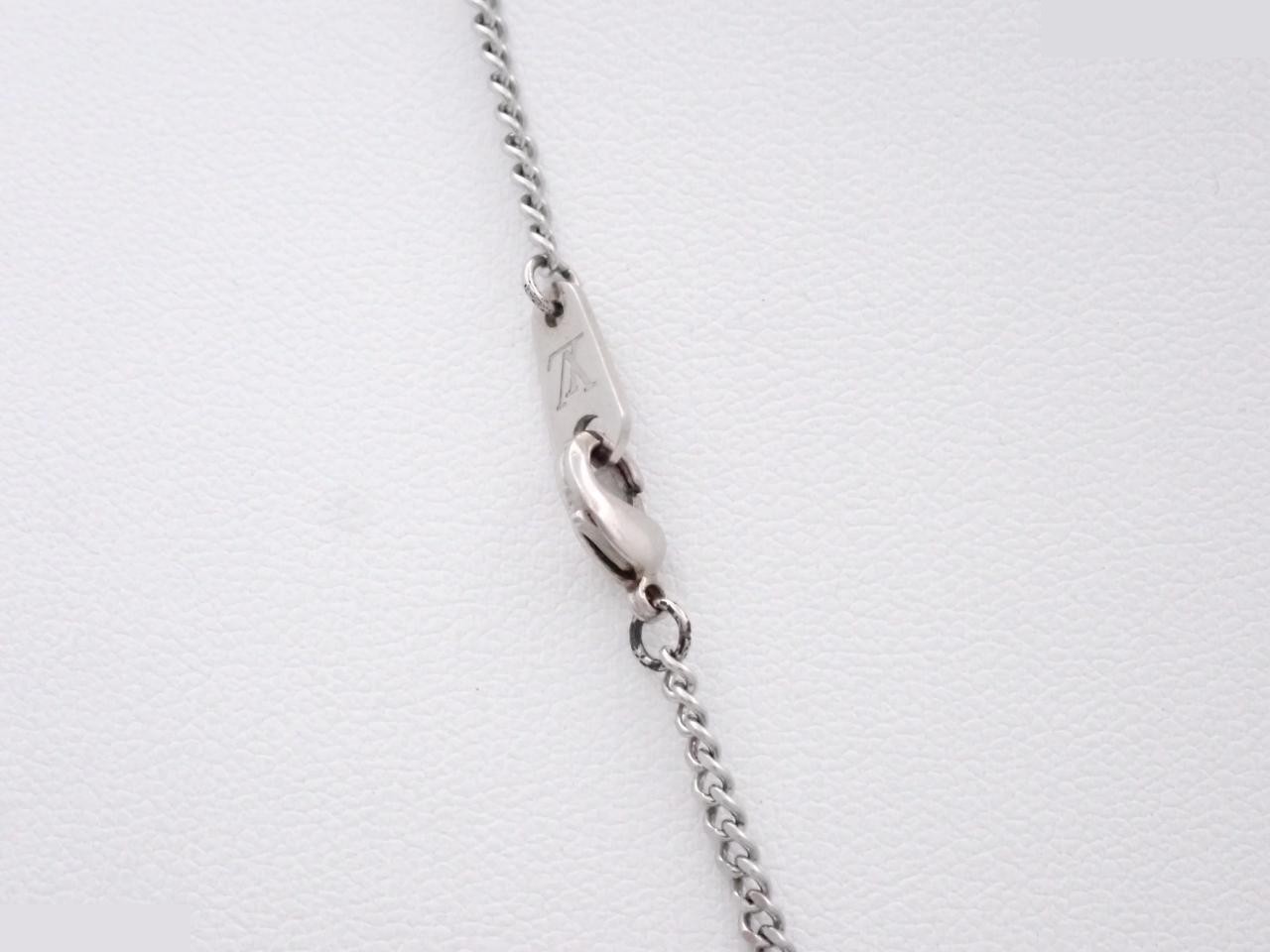 Collier LV Award Chain Pendant — view 2