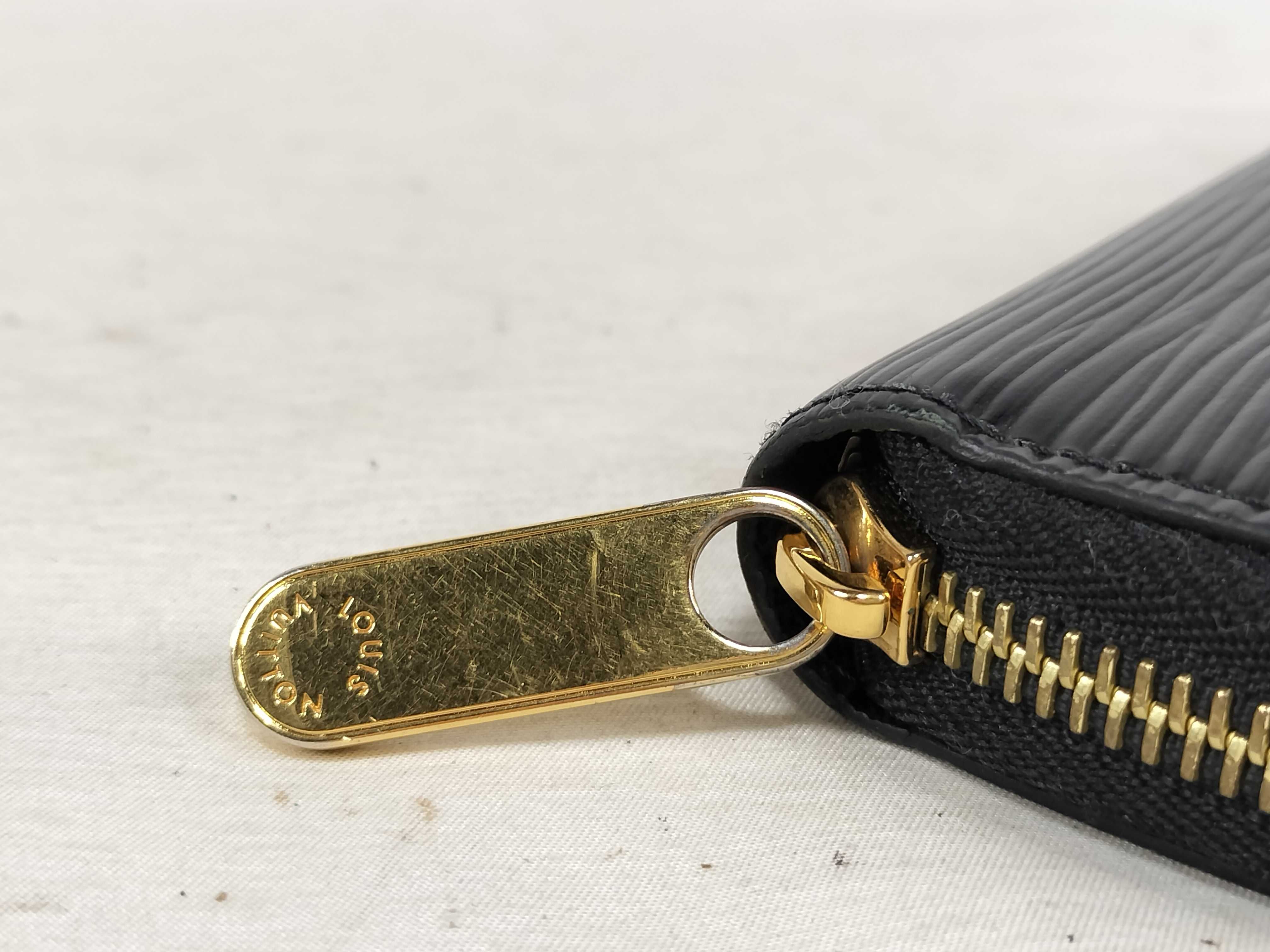 Epi Monogram Wallet M61857 IC Chip Wallet — view 7