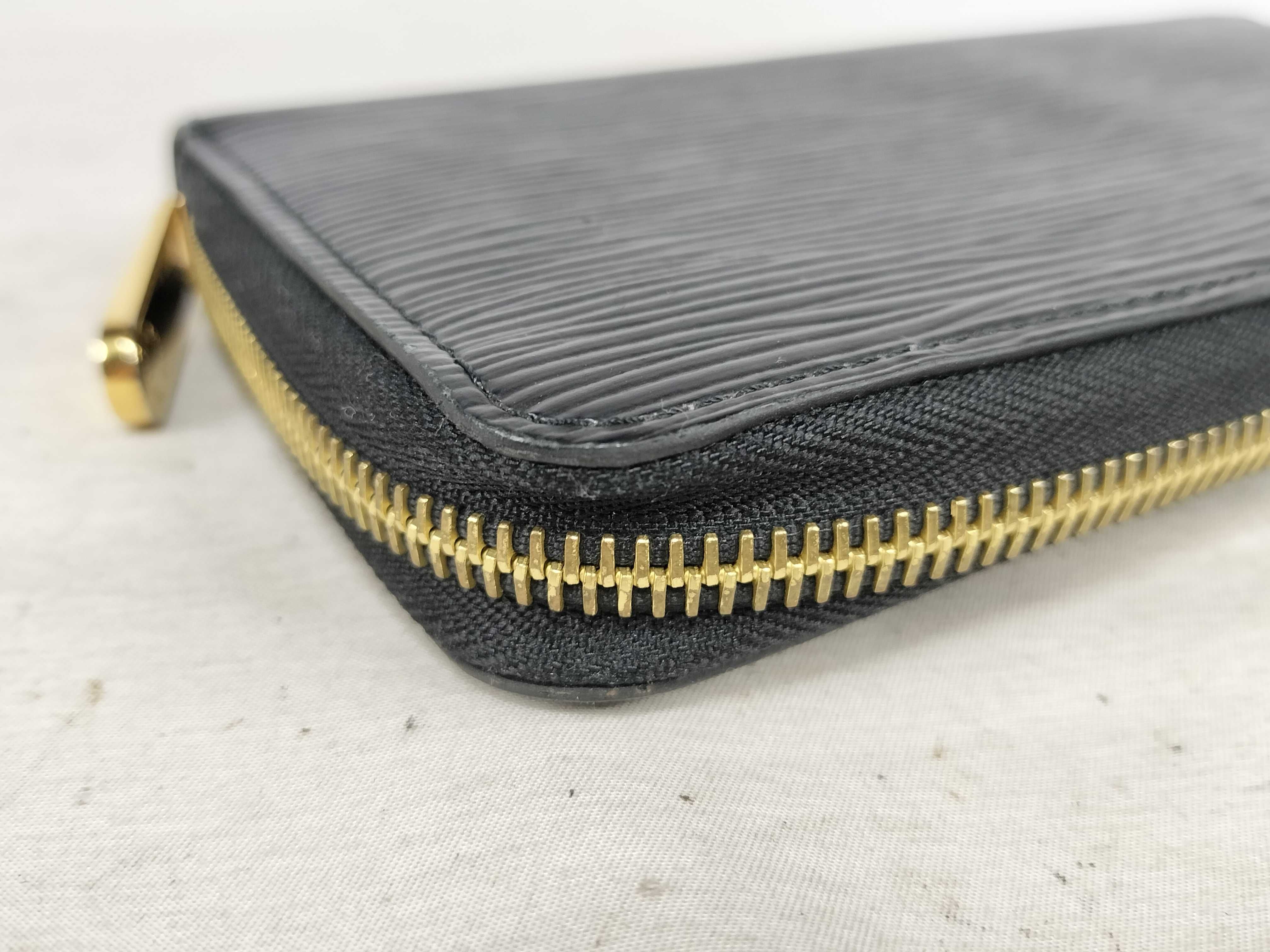 Epi Monogram Wallet M61857 IC Chip Wallet — view 8