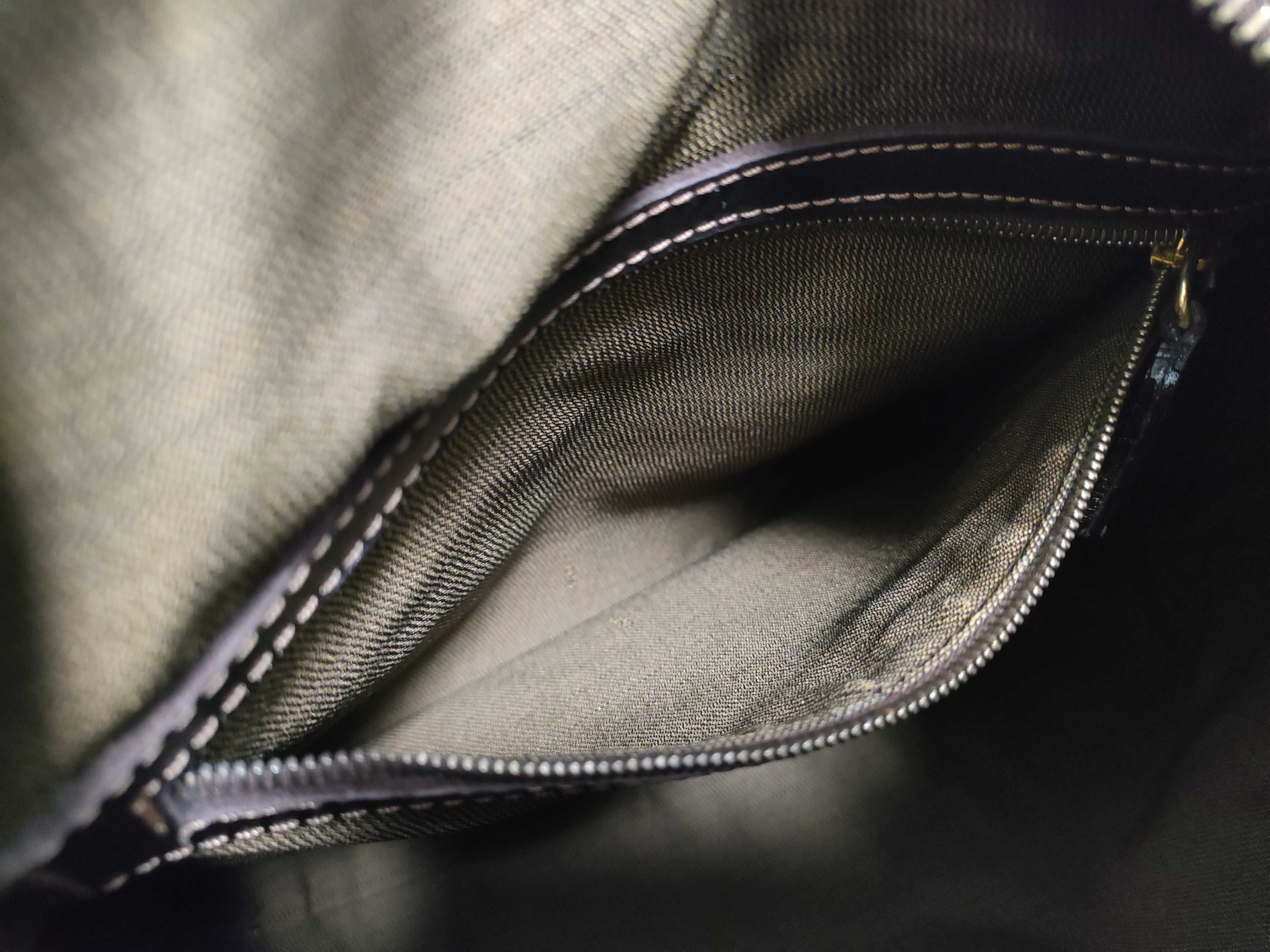 Zucca pattern FF V-shaped shoulder bag, leather and canvas, black and brown. — view 11