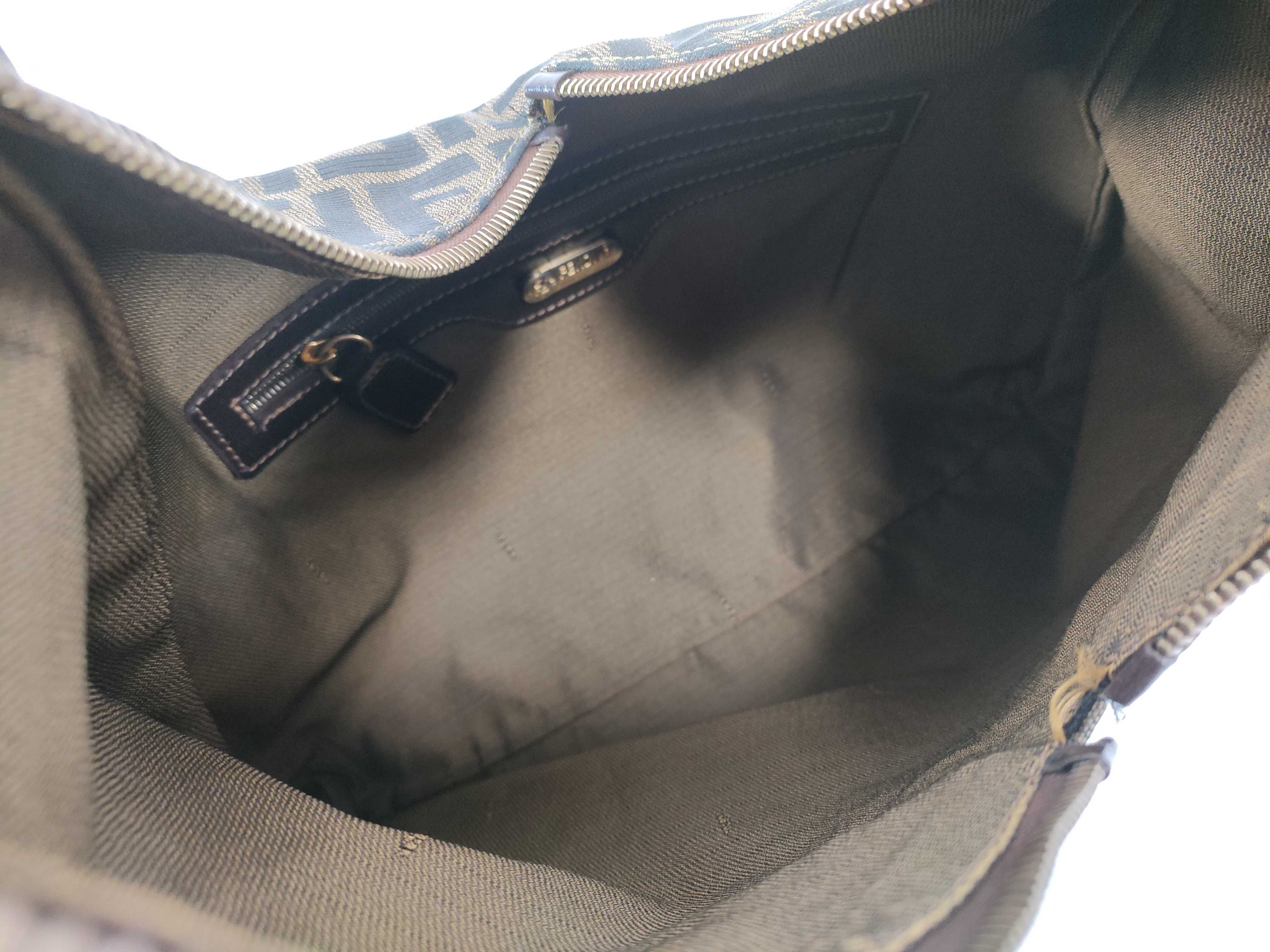 Zucca pattern FF V-shaped shoulder bag, leather and canvas, black and brown. — view 10