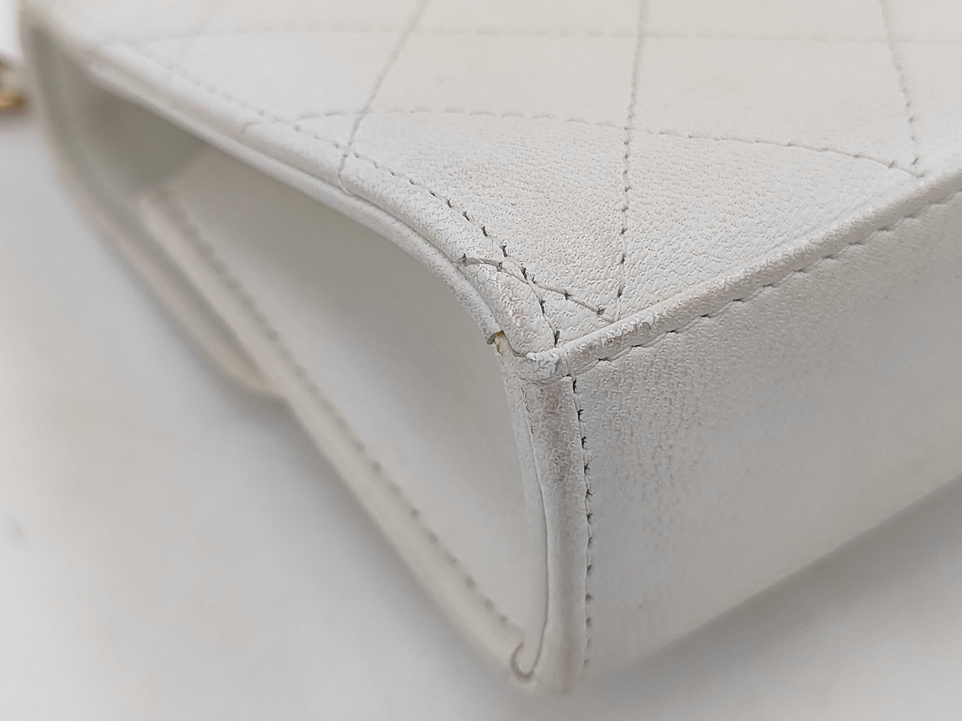 Matelassé Pearl Shoulder Bag (White) — view 3