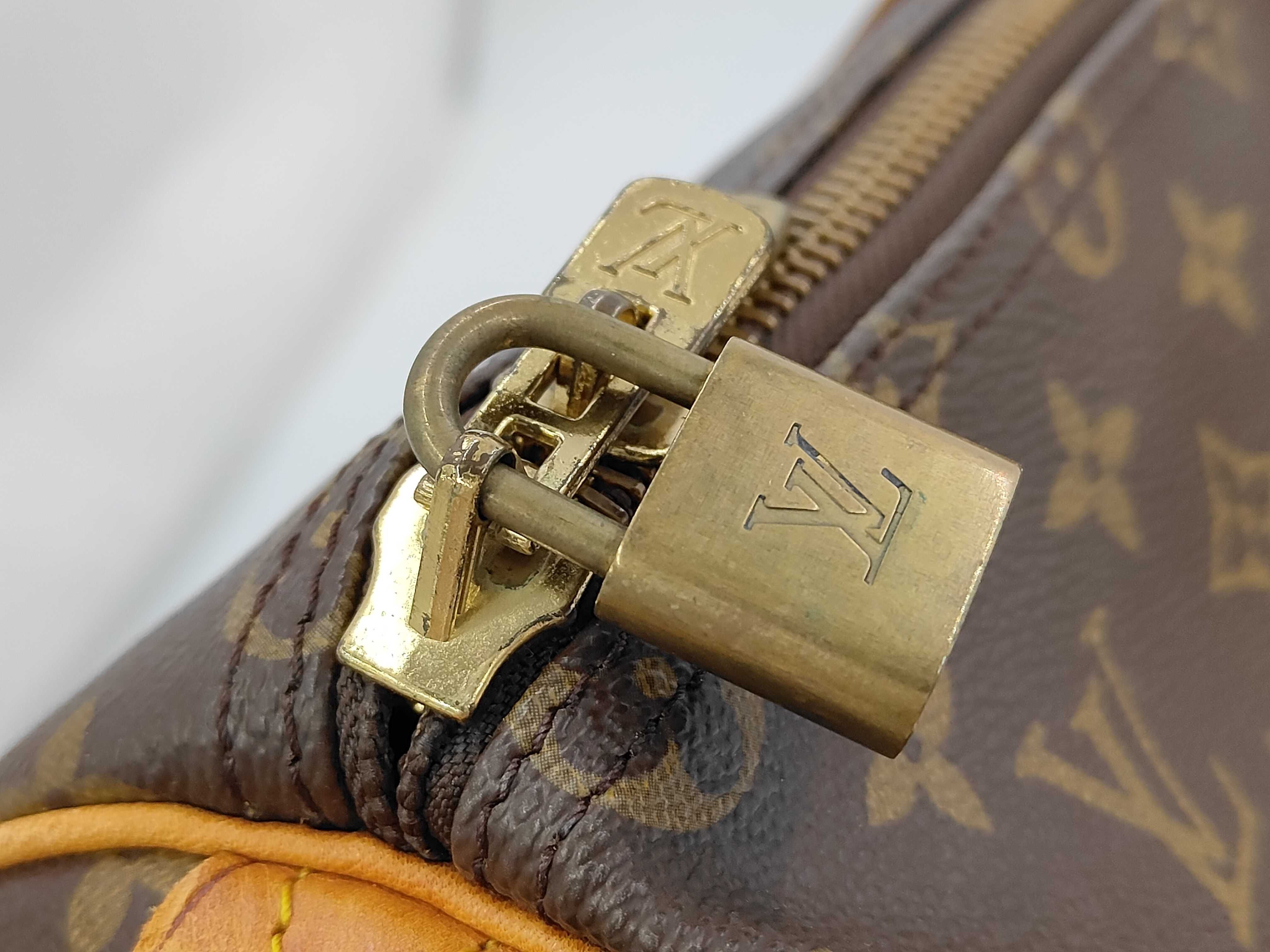 Monogram Louis Vuitton Keepall 50 Boston Bag — view 9