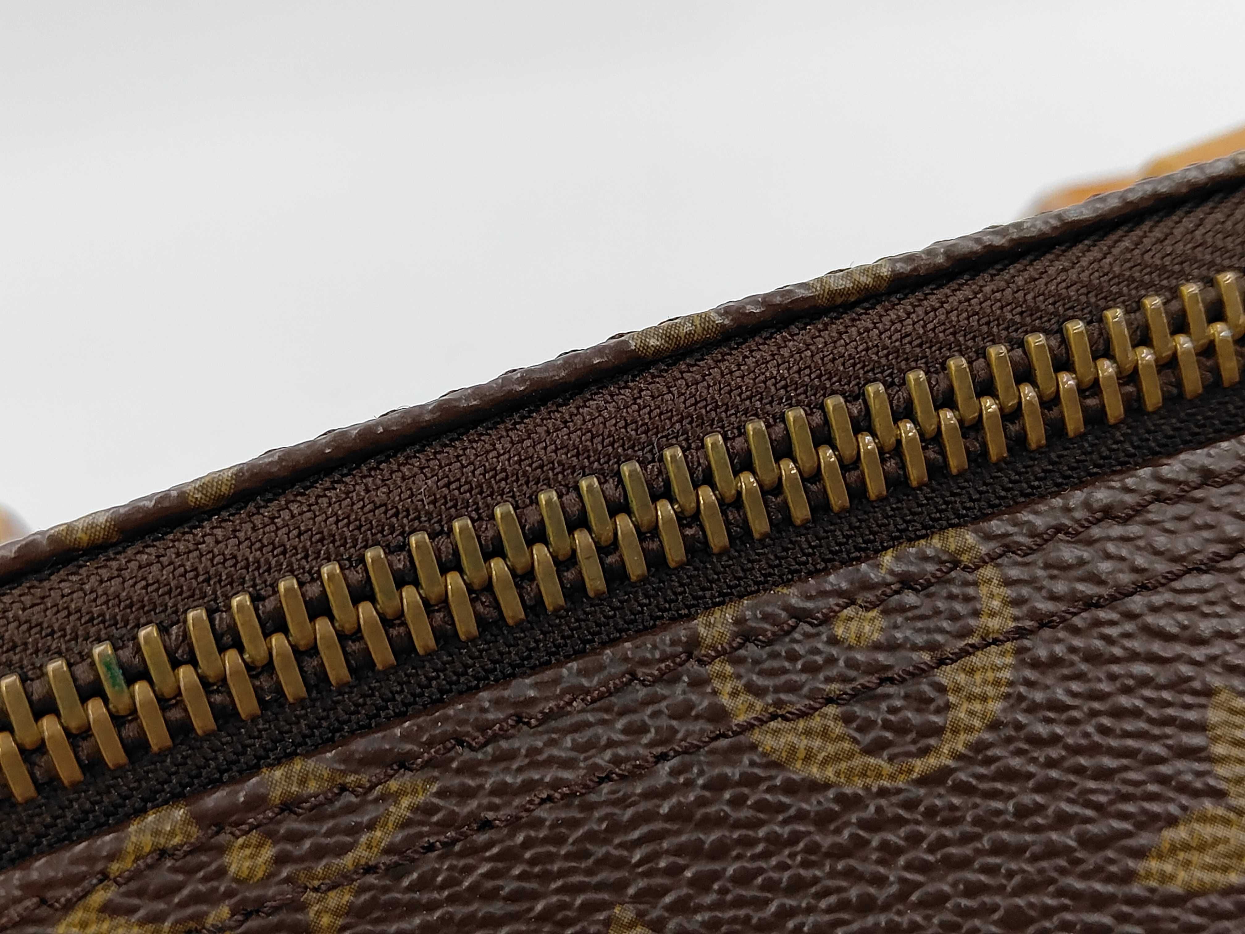 Monogram Louis Vuitton Keepall 50 Boston Bag — view 10