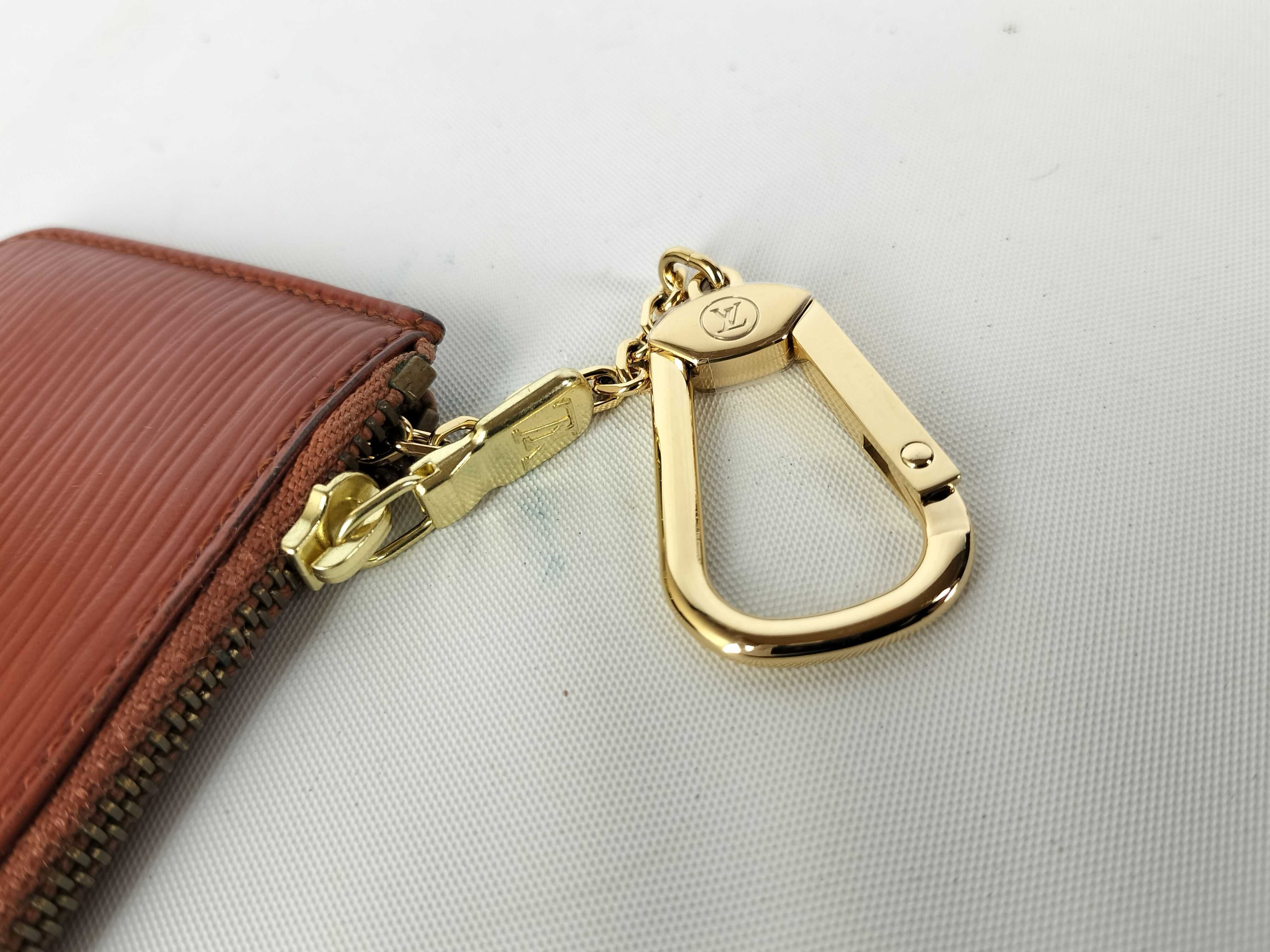 Epi Pochette Clé Coin Case — view 4