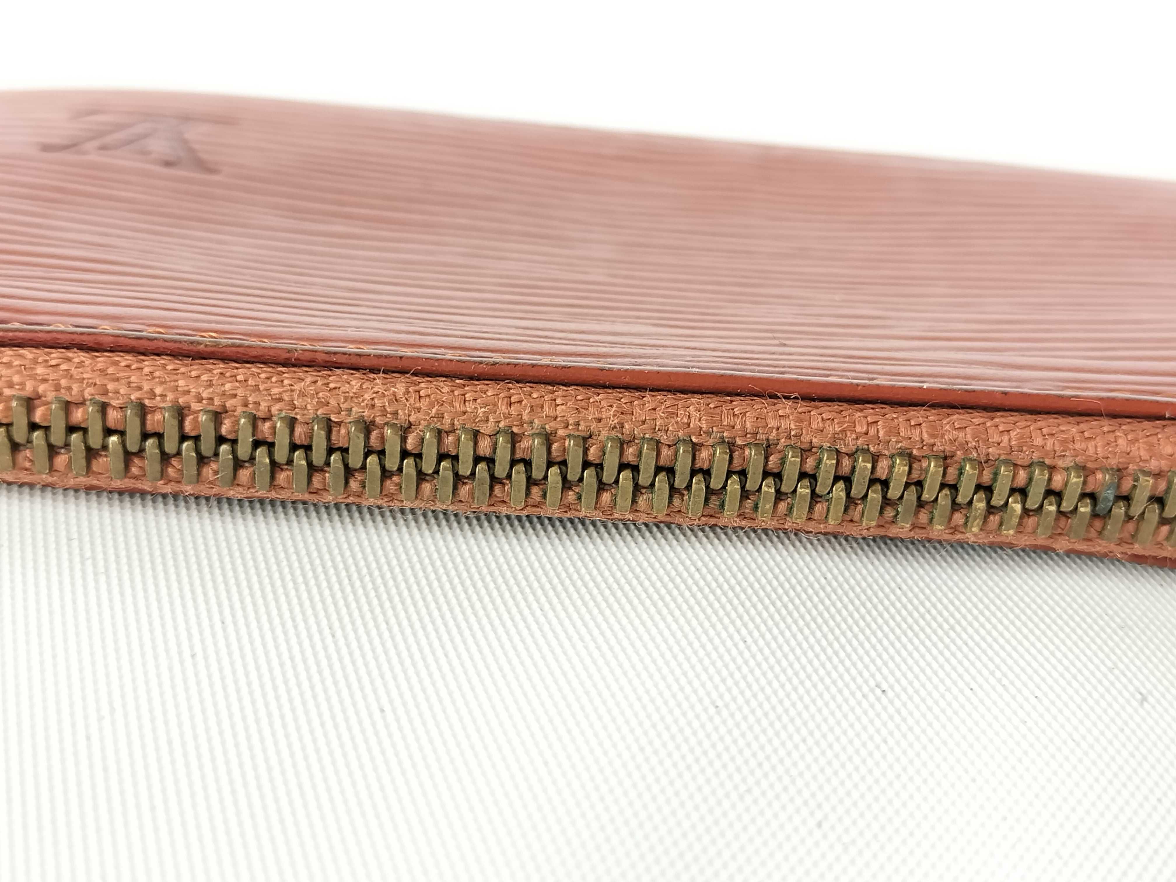 Epi Pochette Clé Coin Case — view 5
