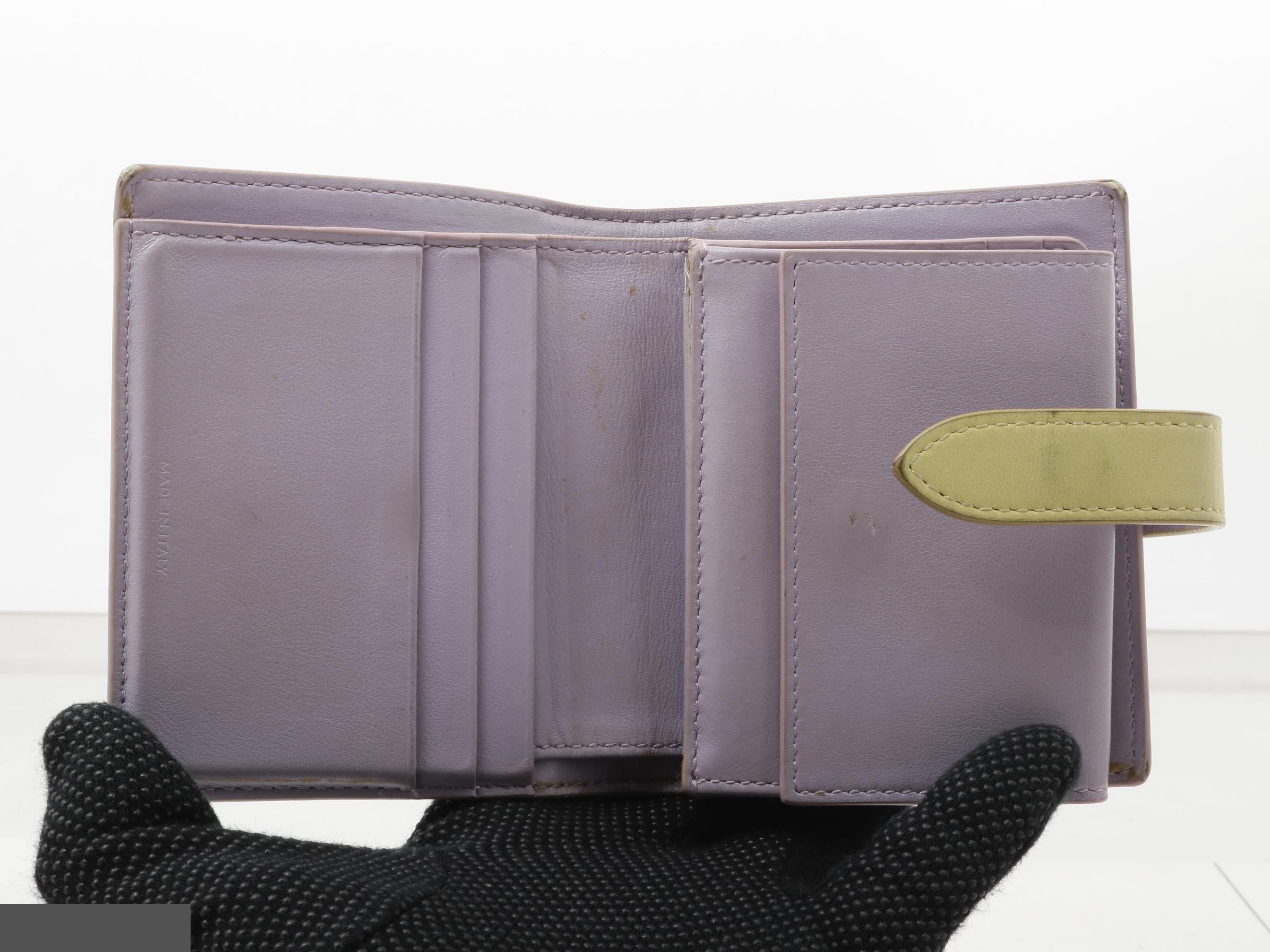 wallet — view 4