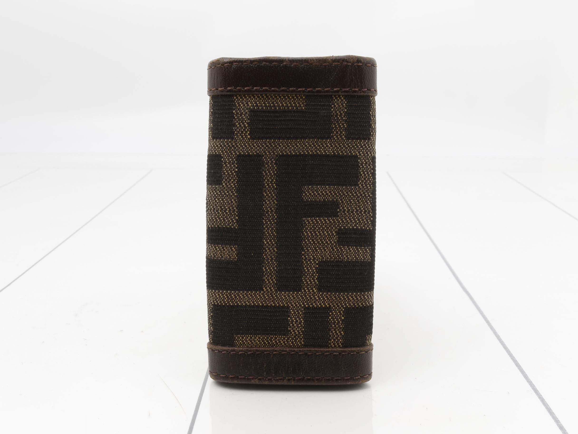 Other lines: Bags and key cases — view 2