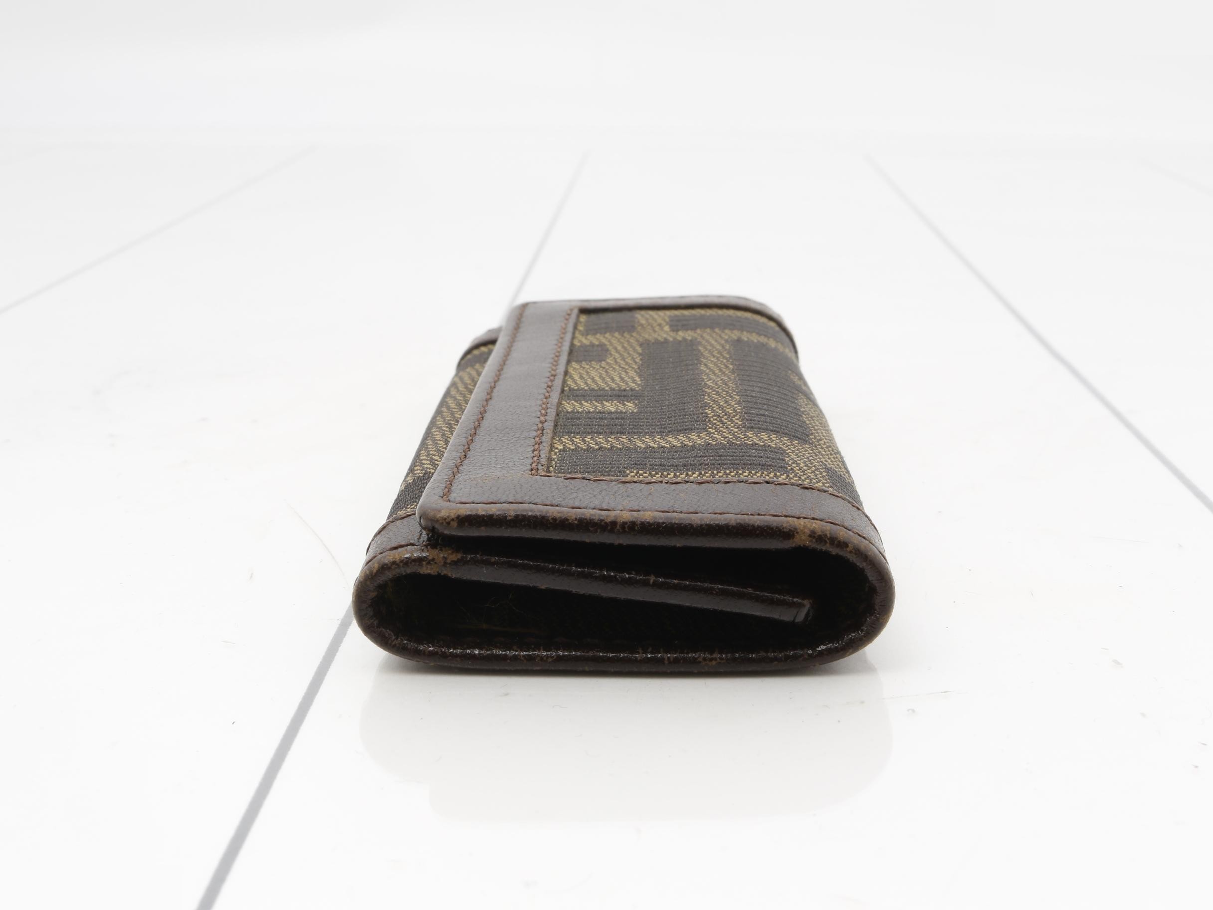 Other lines: Bags and key cases — view 3