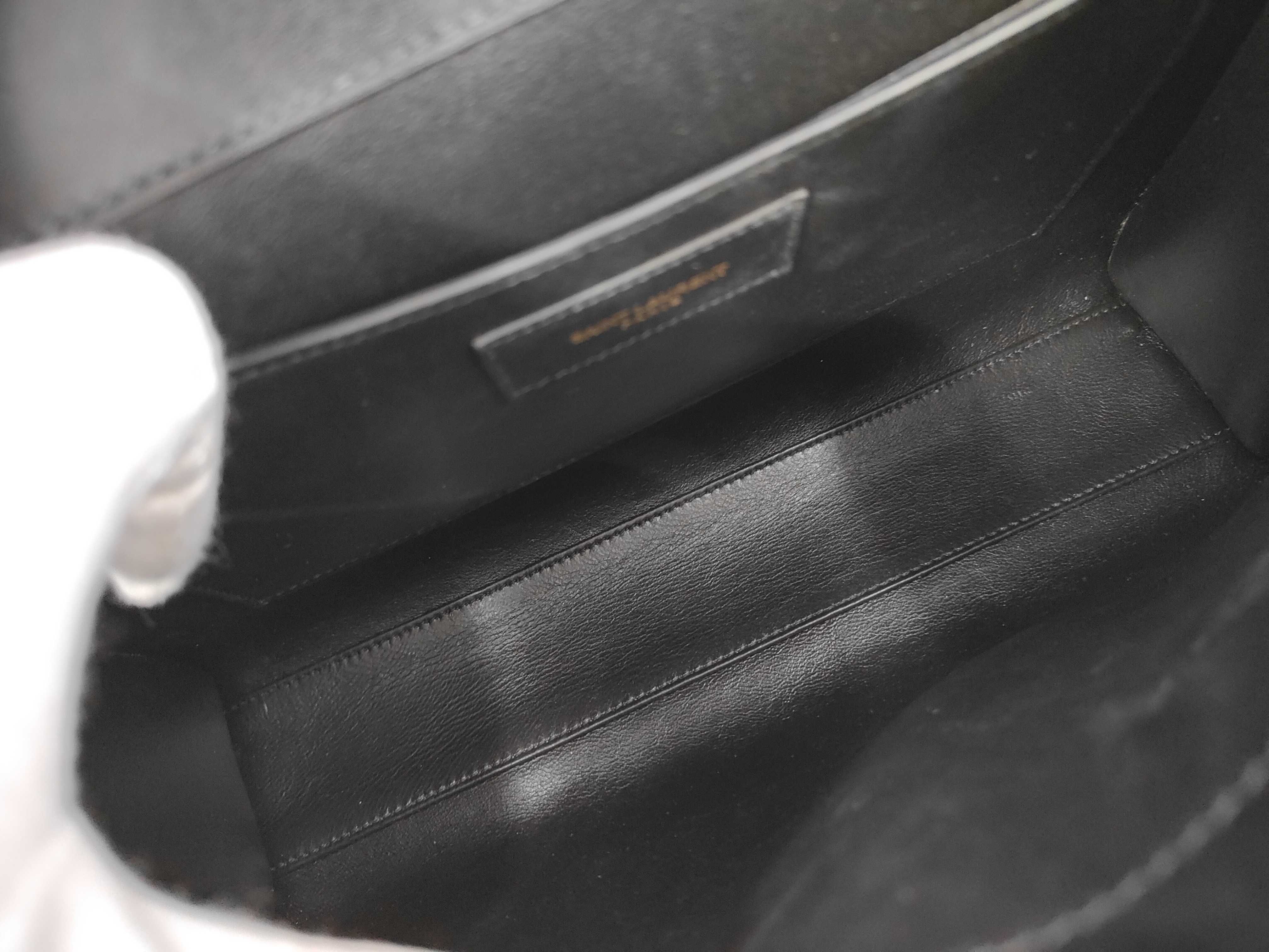 Manhattan Shoulder Bag — view 9