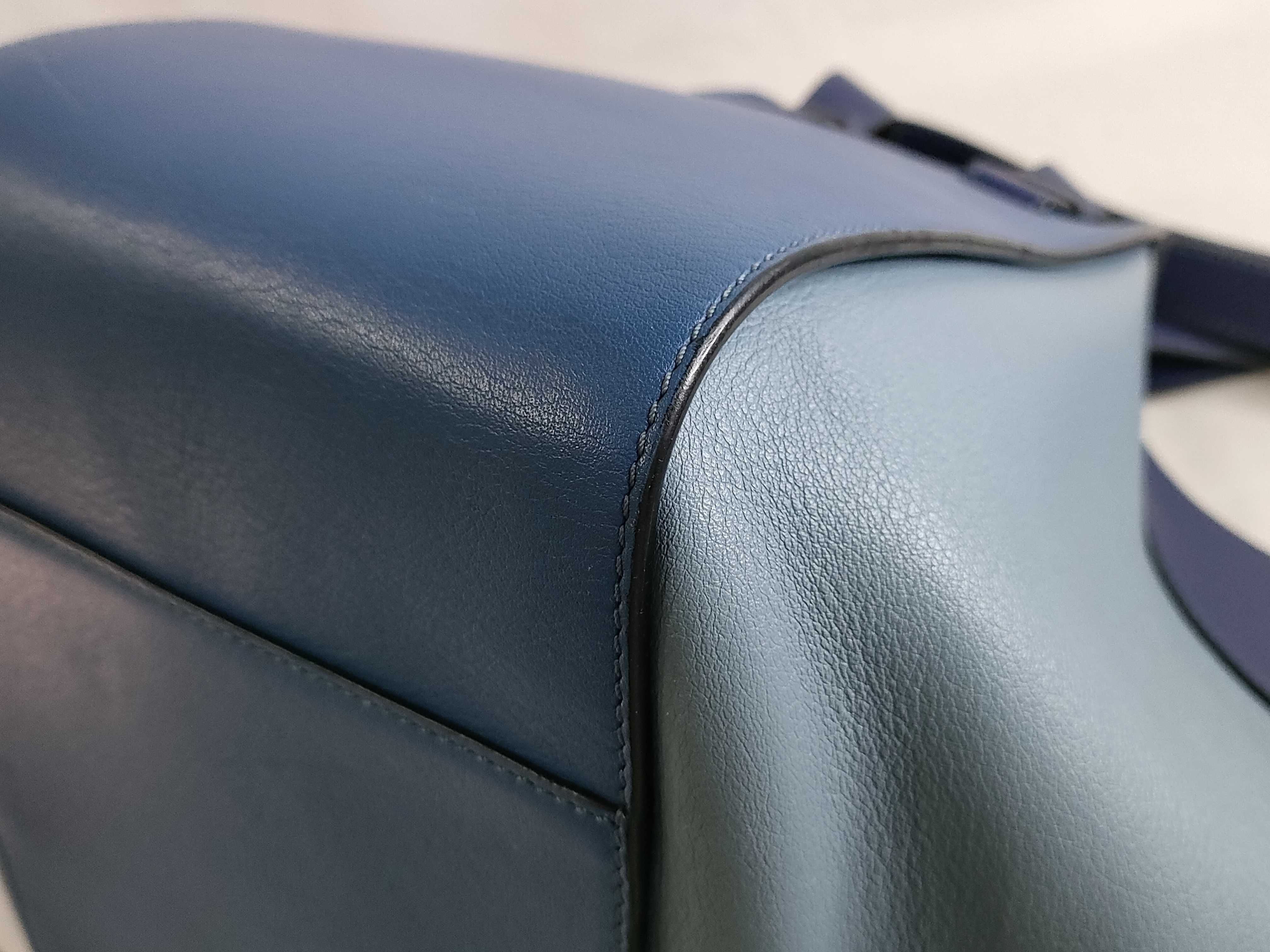PH- Hammock Shoulder Bag Blue Leather Handbag — view 7