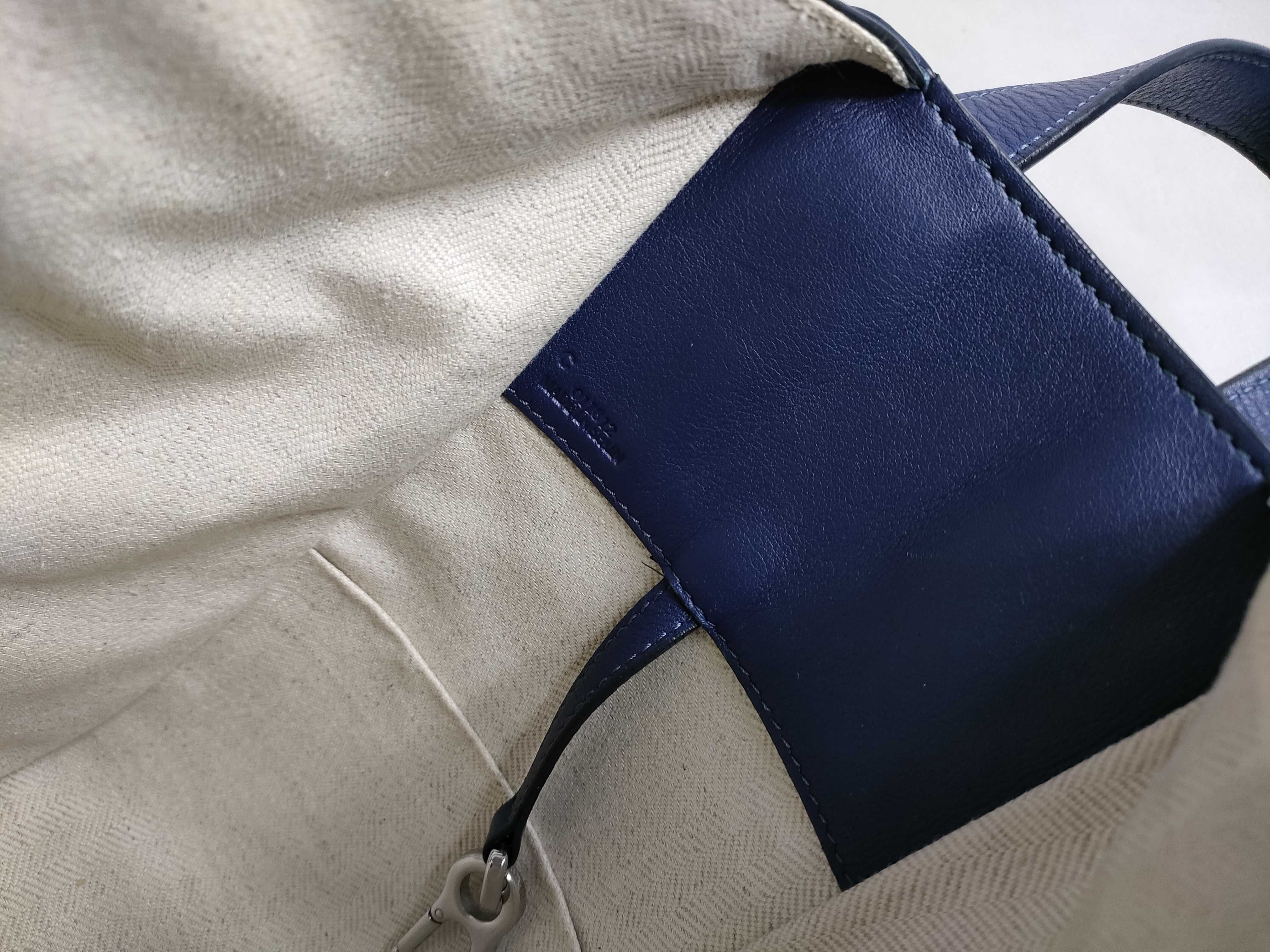 PH- Hammock Shoulder Bag Blue Leather Handbag — view 9