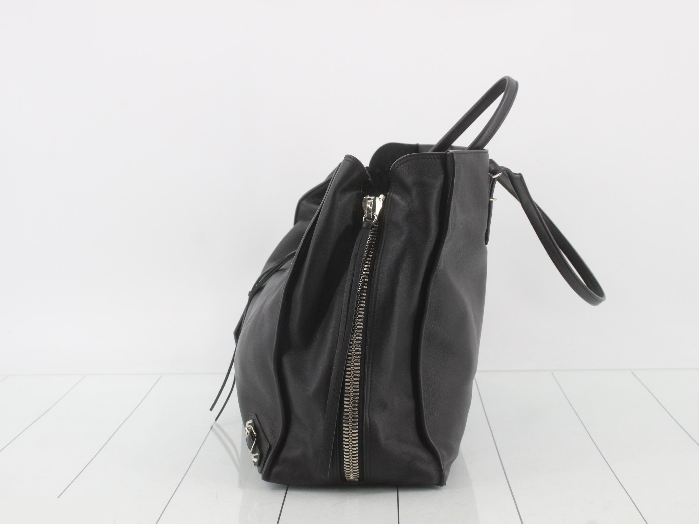 Paper tote bag, black, with mirror. — view 3