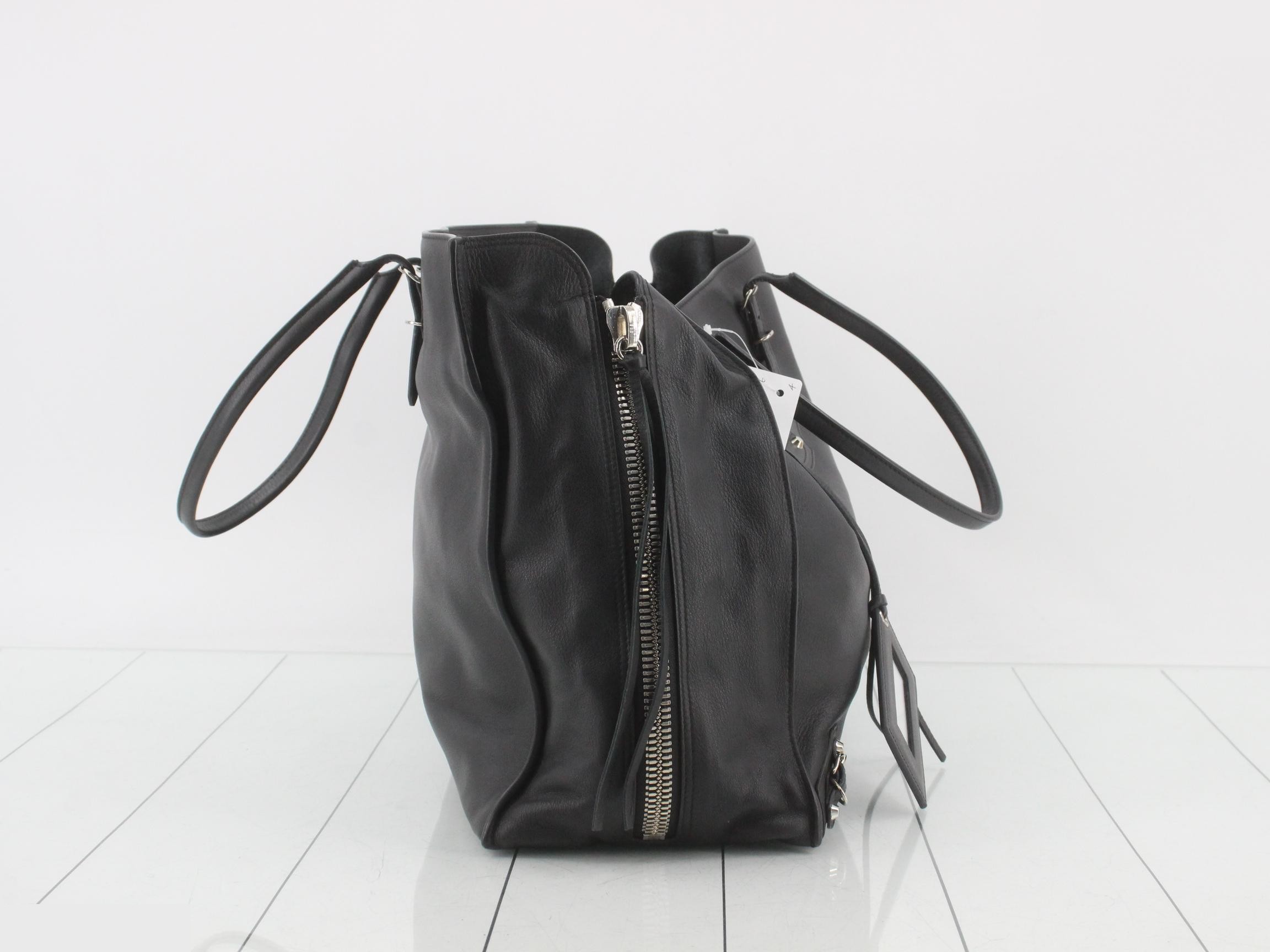 Paper tote bag, black, with mirror. — view 4