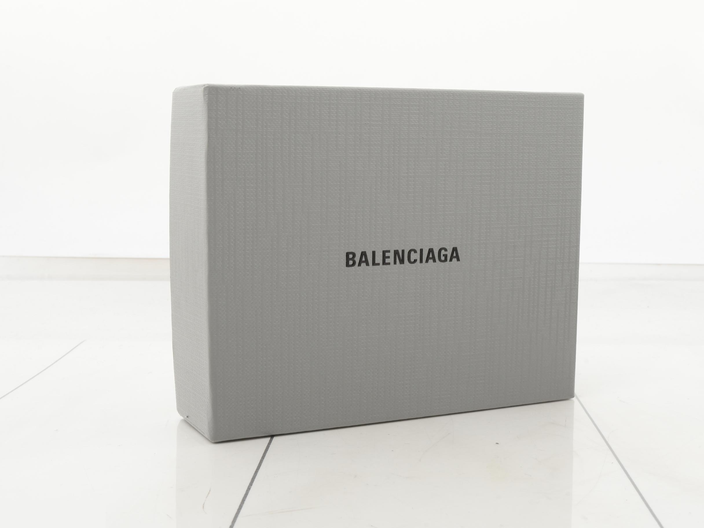 Unused bag — view 5