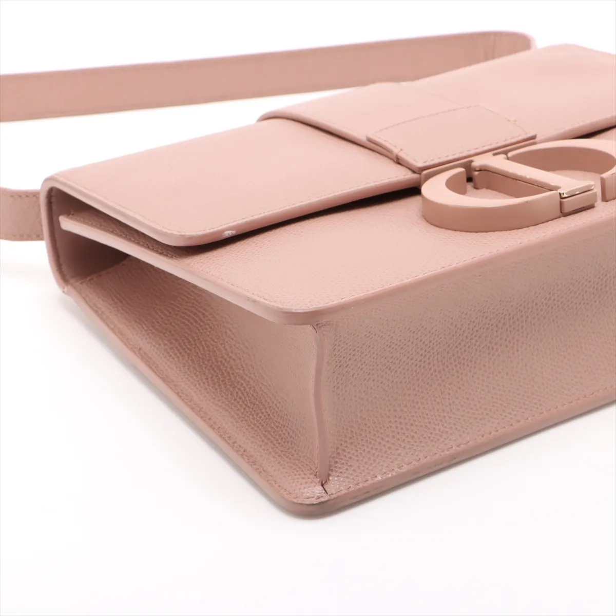 Montaigne 30 Leather Shoulder Bag, Pink — view 4