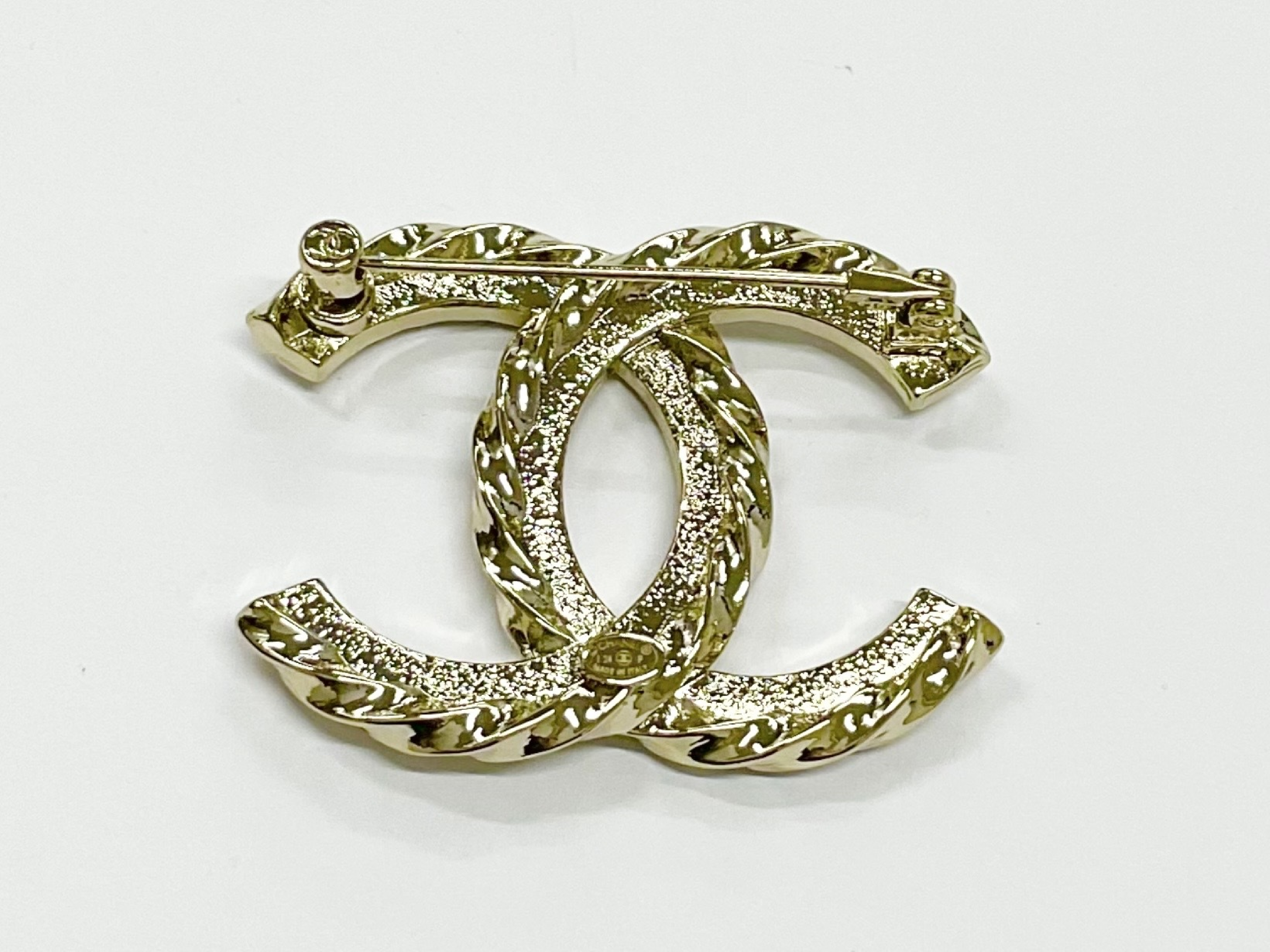 GP Brooch — view 2