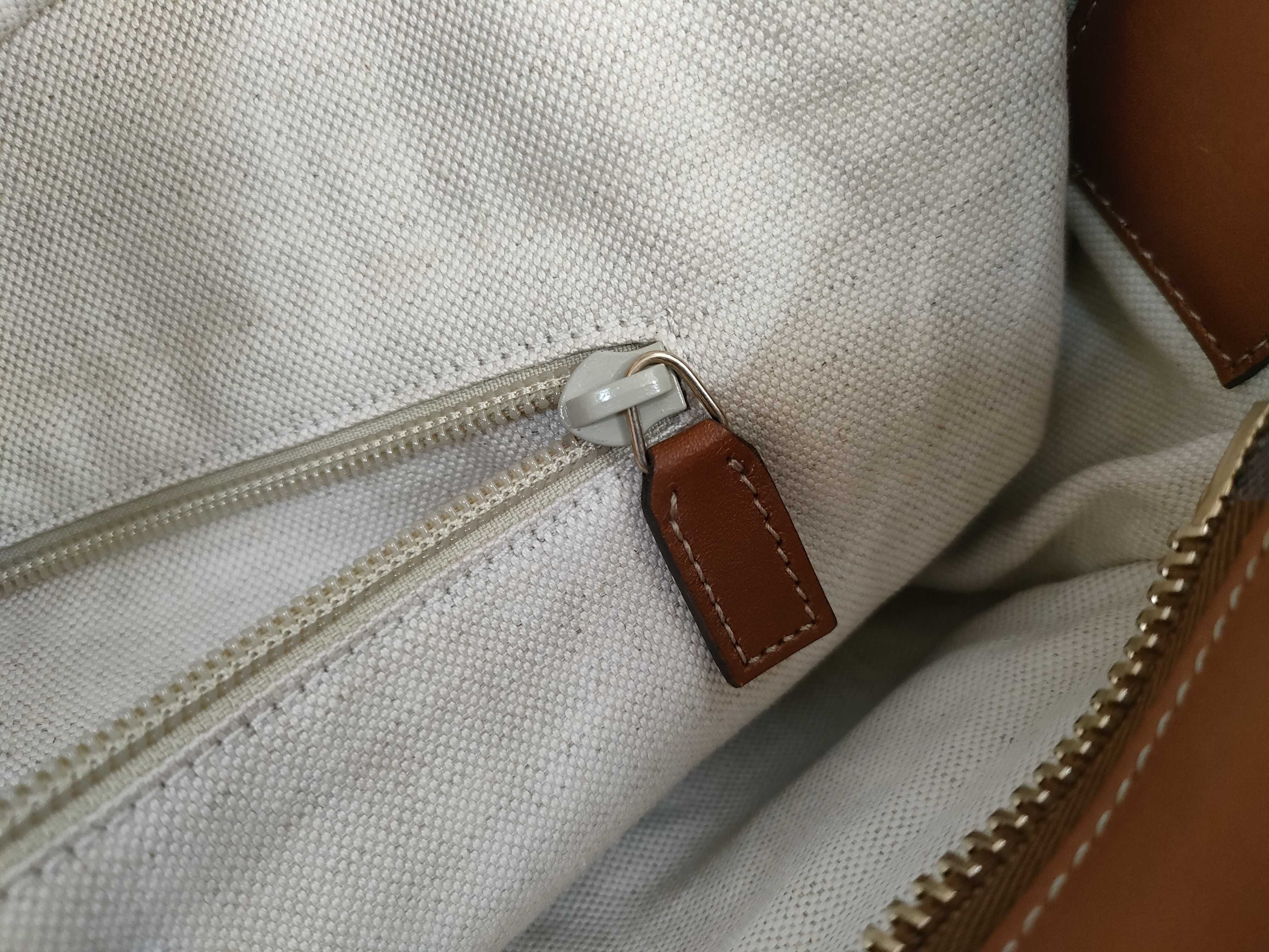 GG Gucci 2-Way Tote Bag — view 14