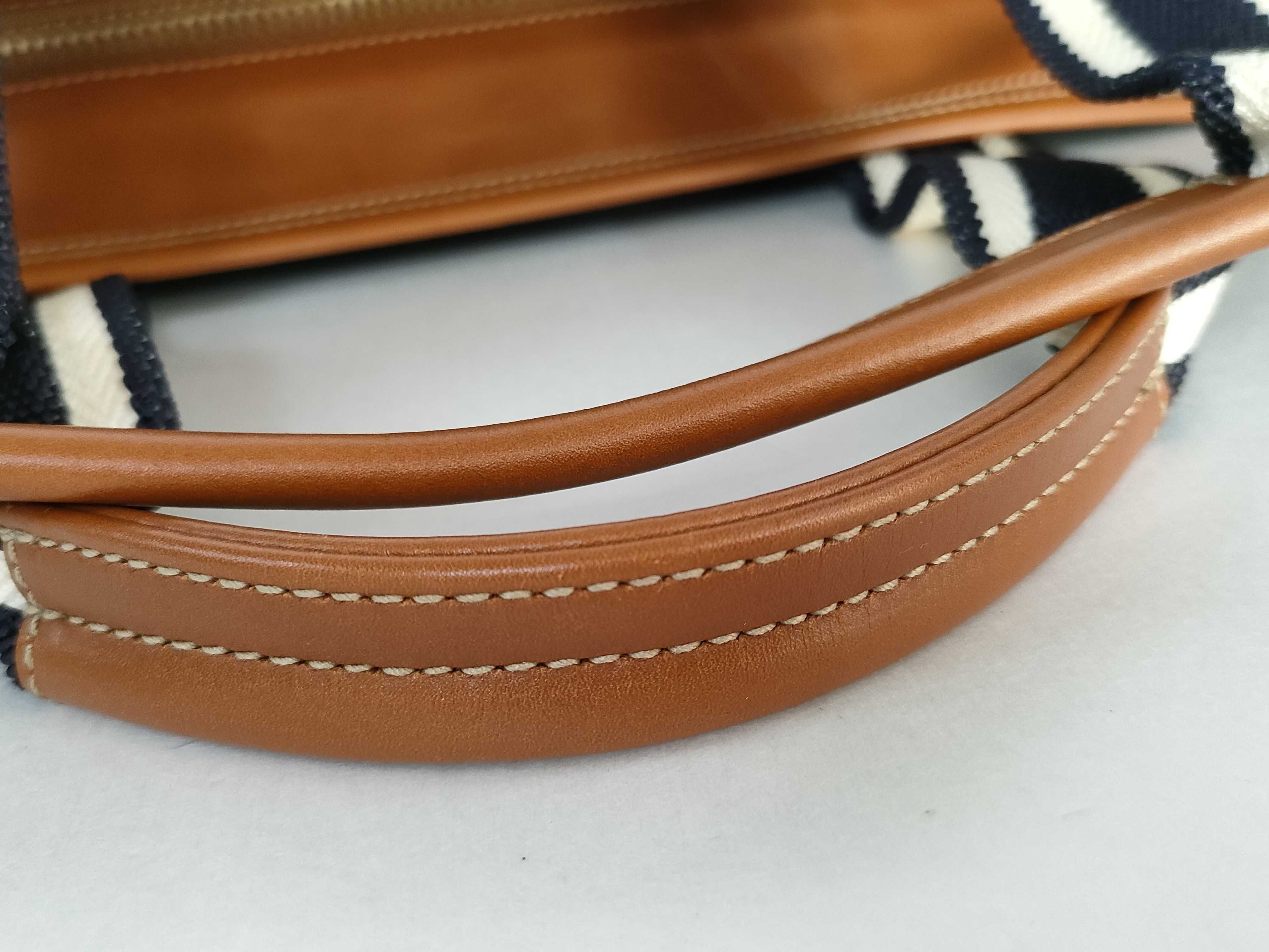 GG Gucci 2-Way Tote Bag — view 4