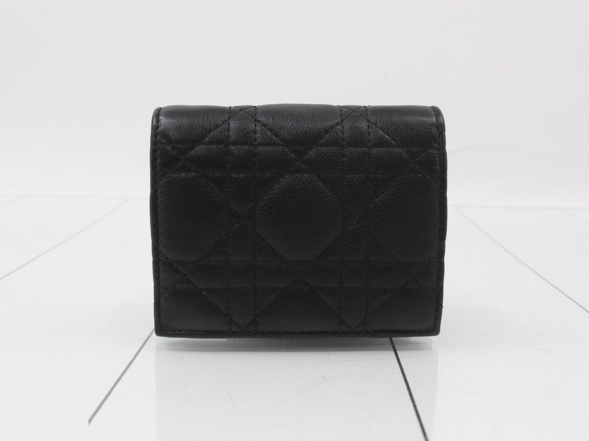 Cannage bi-fold wallet, unused, stored item, black. — view 2