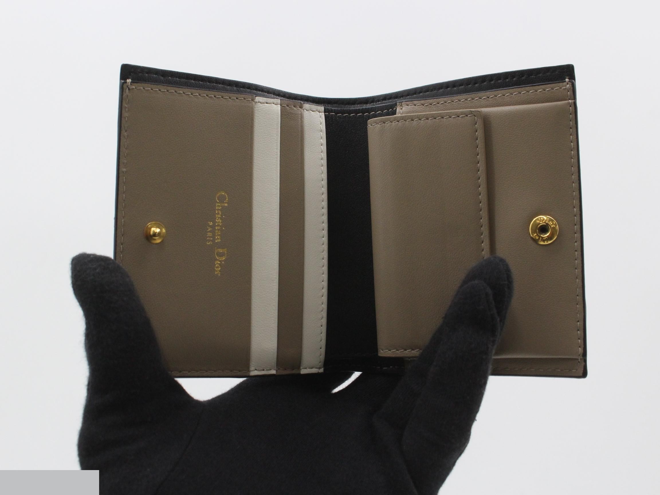 Cannage bi-fold wallet, unused, stored item, black. — view 4