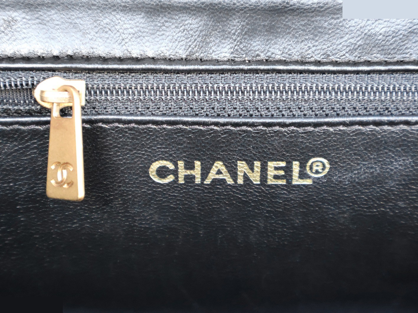 Caviar Skin Chain Tote Bag, Black — view 11