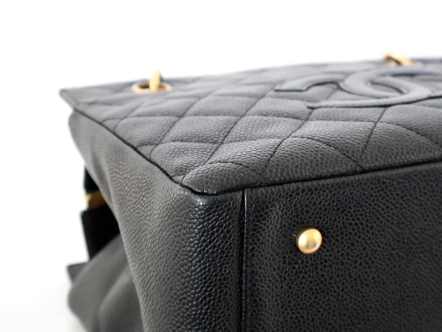 Caviar Skin Chain Tote Bag, Black — view 3