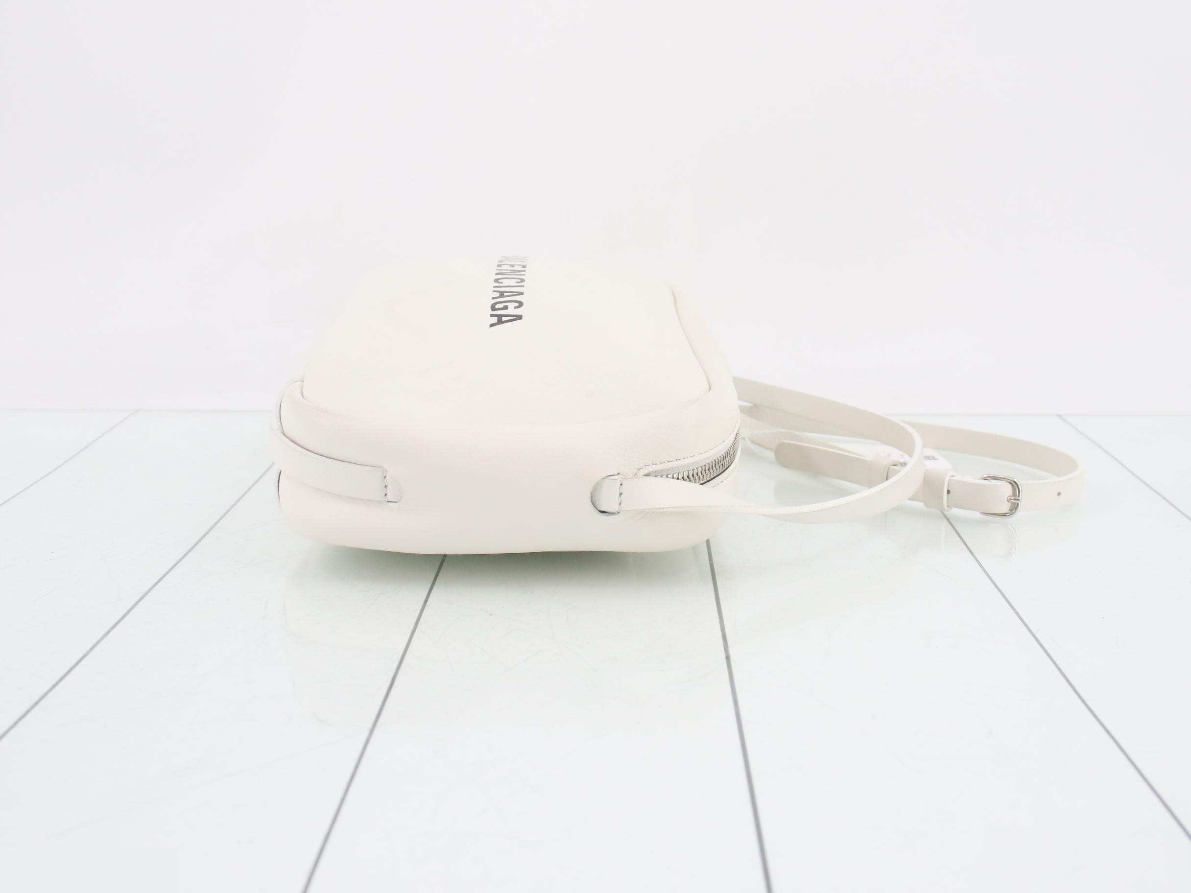 Shoulder bag — view 3