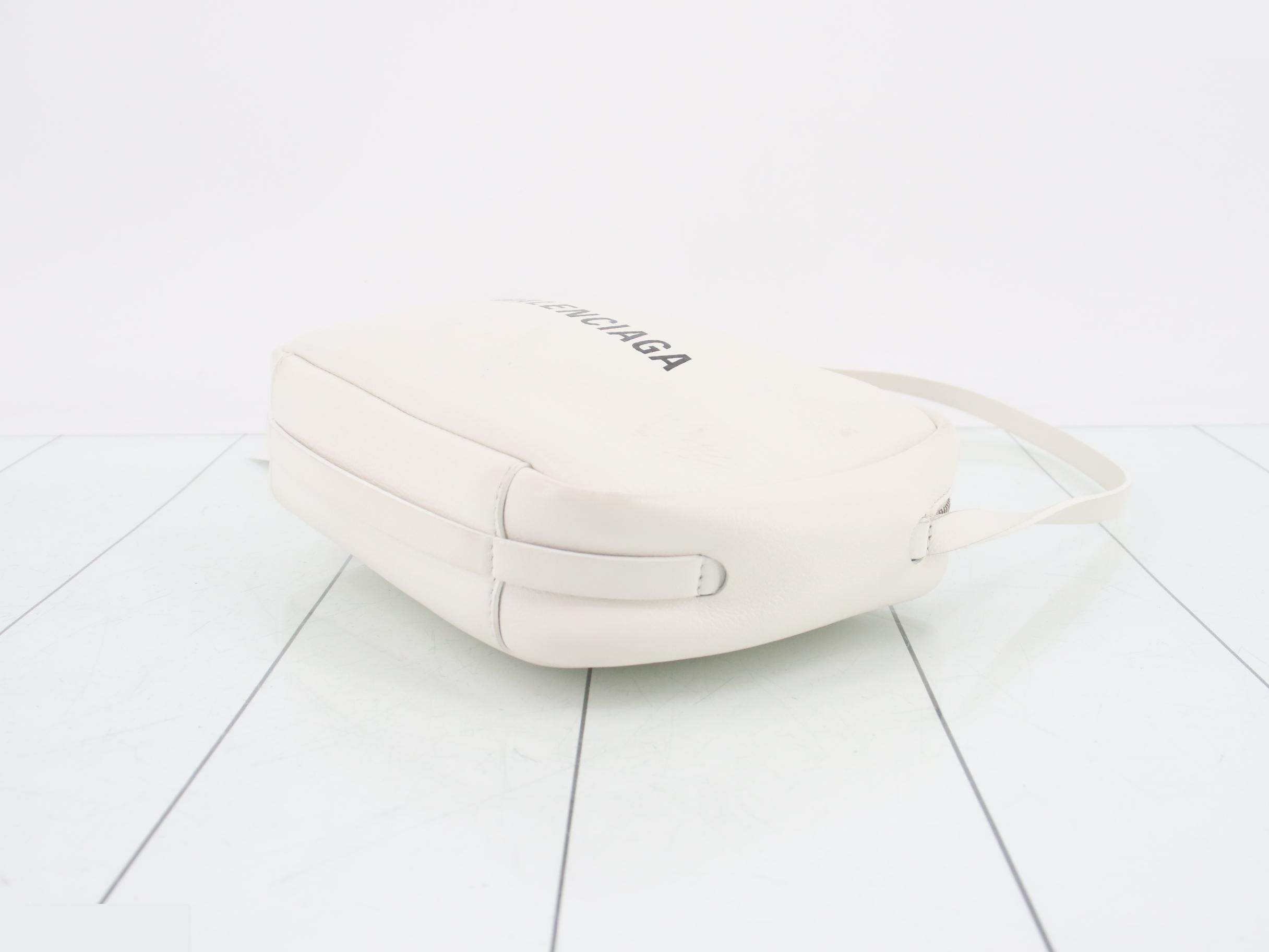Shoulder bag — view 6