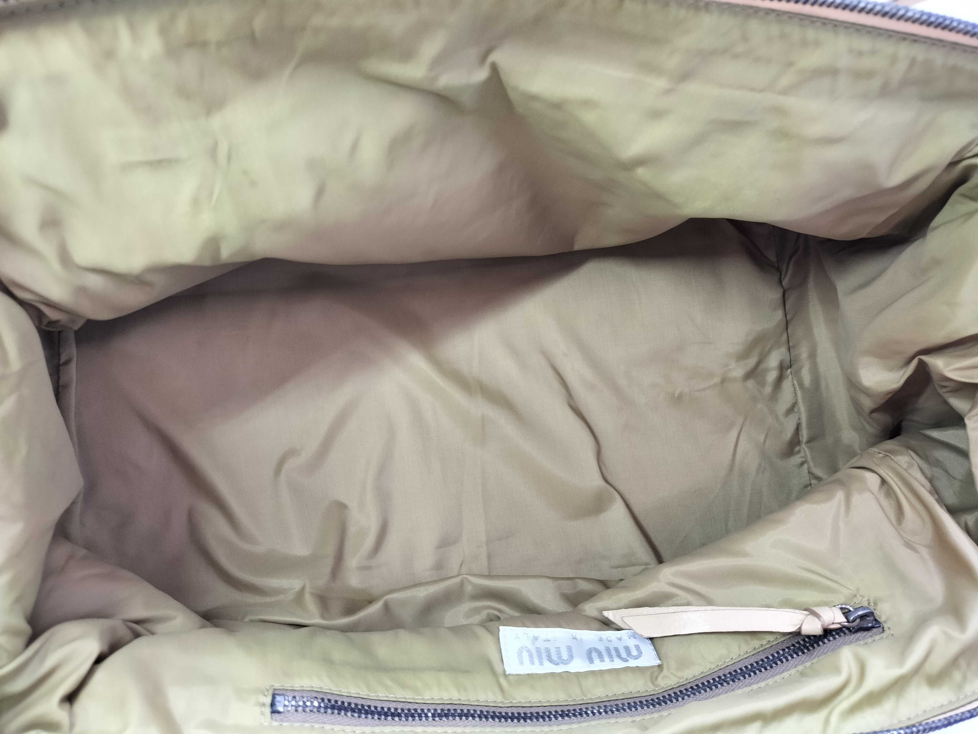 beige handbag — view 8