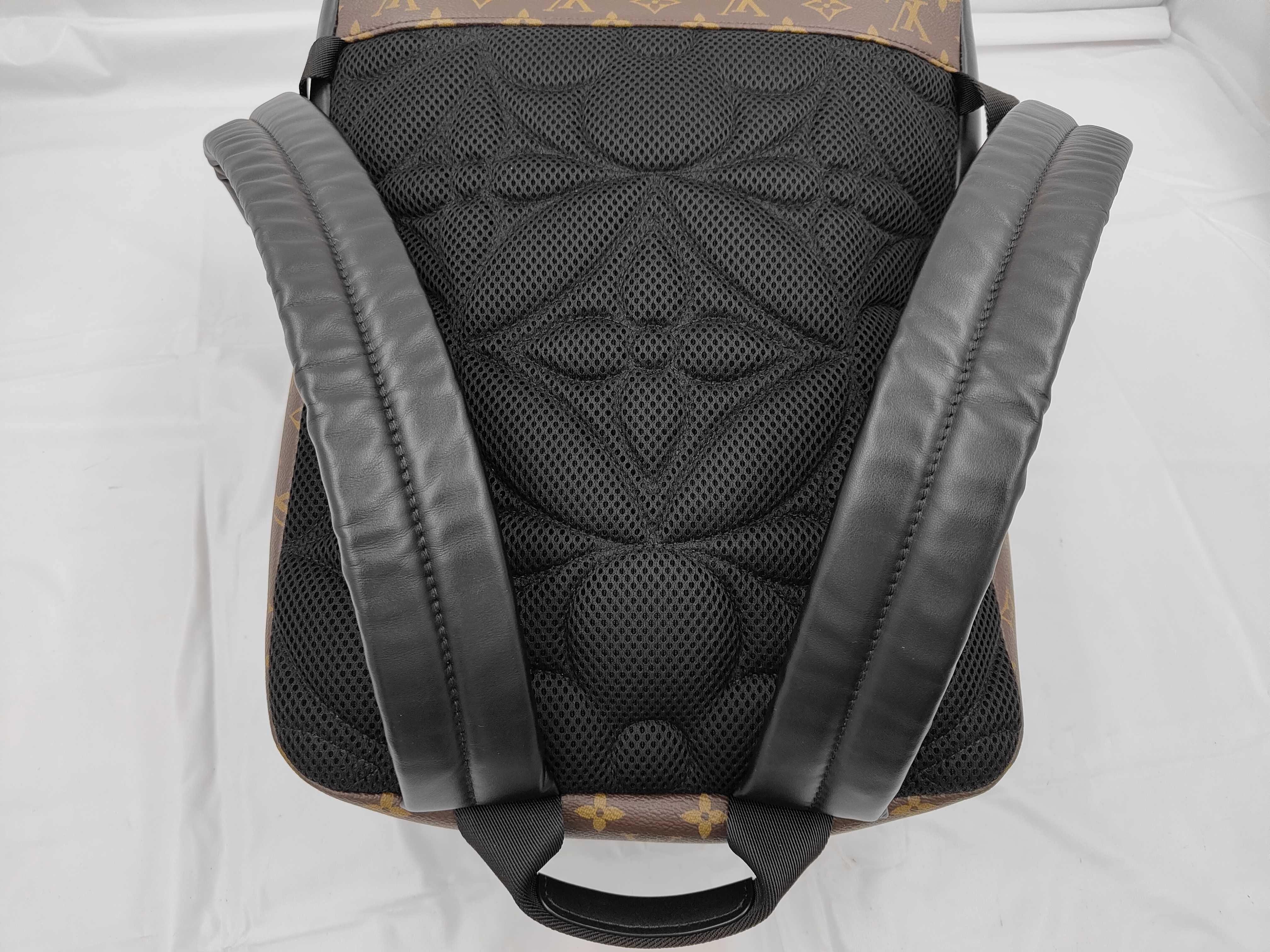 Monogram Macassar Dean Backpack Noir RFID Bag — view 3