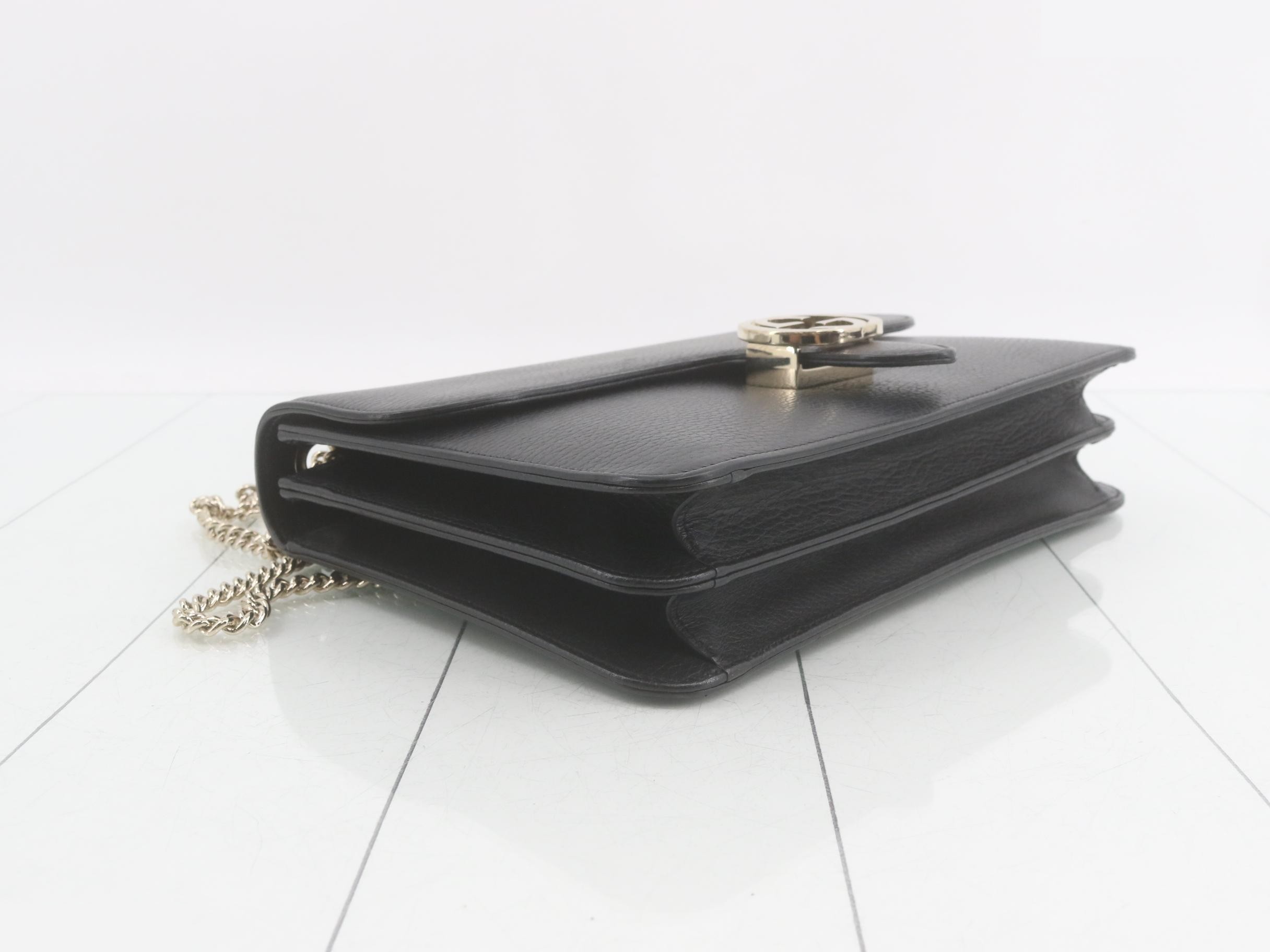 Interlocking G Leather Chain Shoulder Bag — view 5