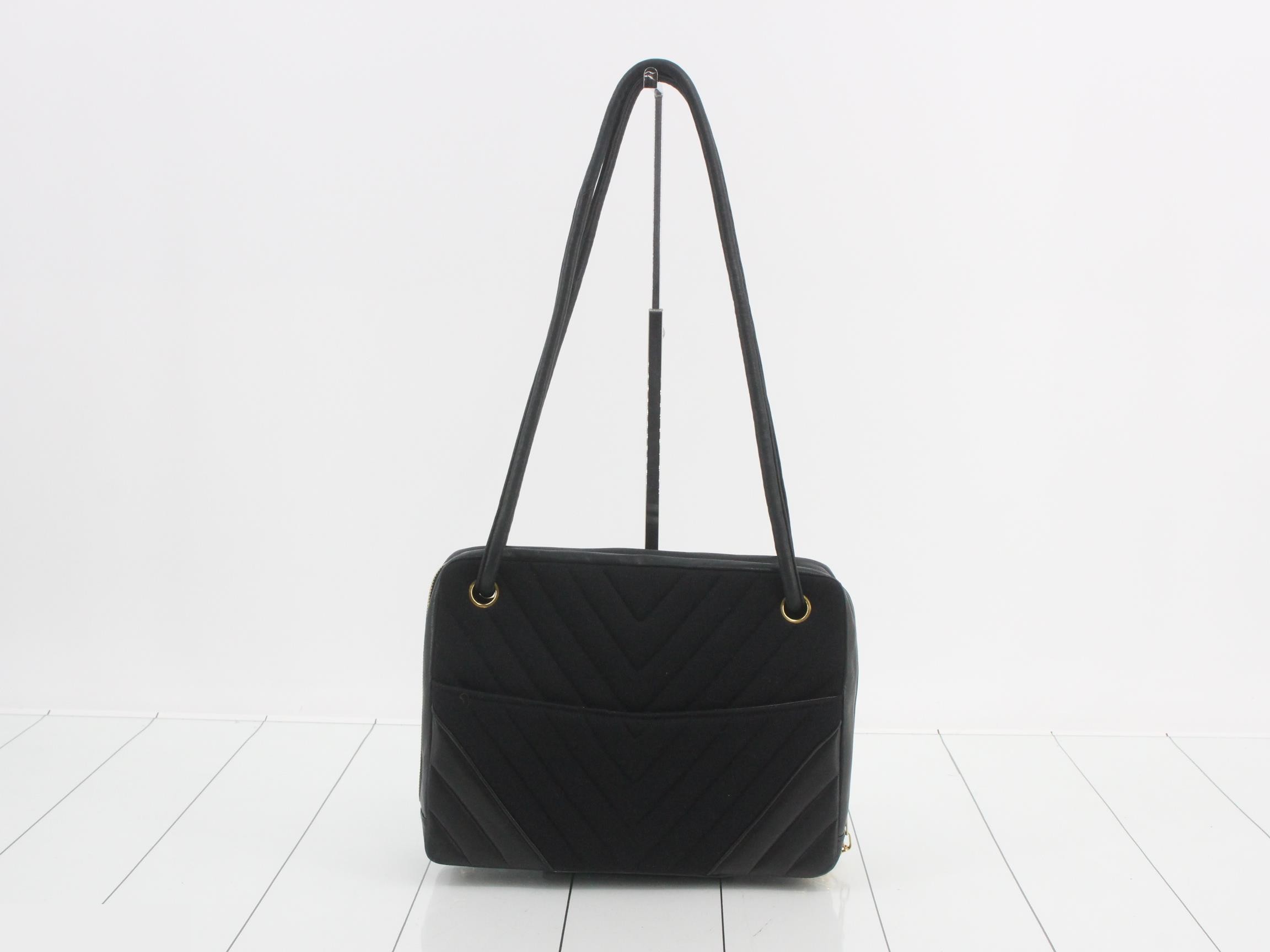 Canvas shoulder bag, unit #1 — view 2