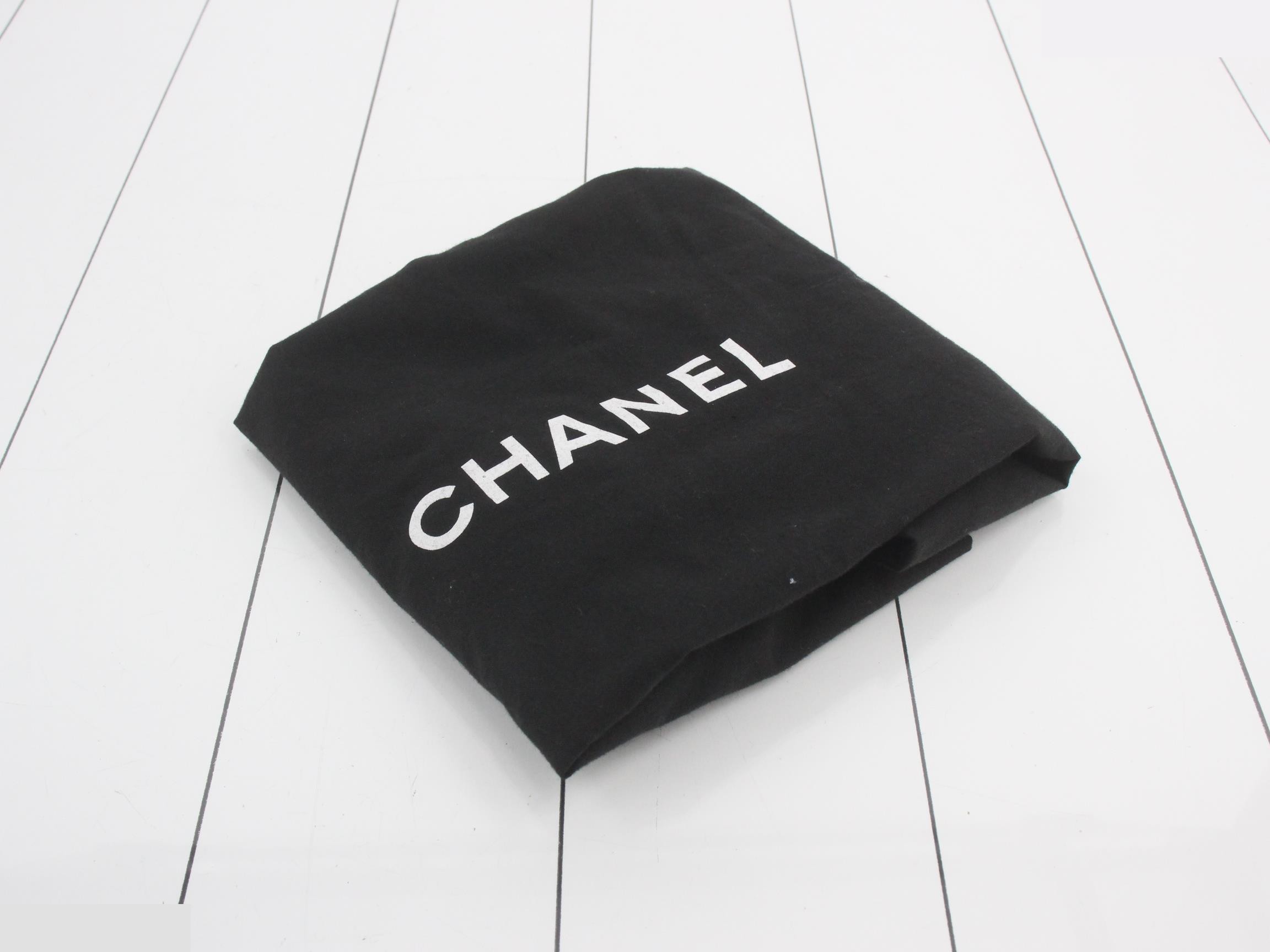 Canvas shoulder bag, unit #1 — view 7