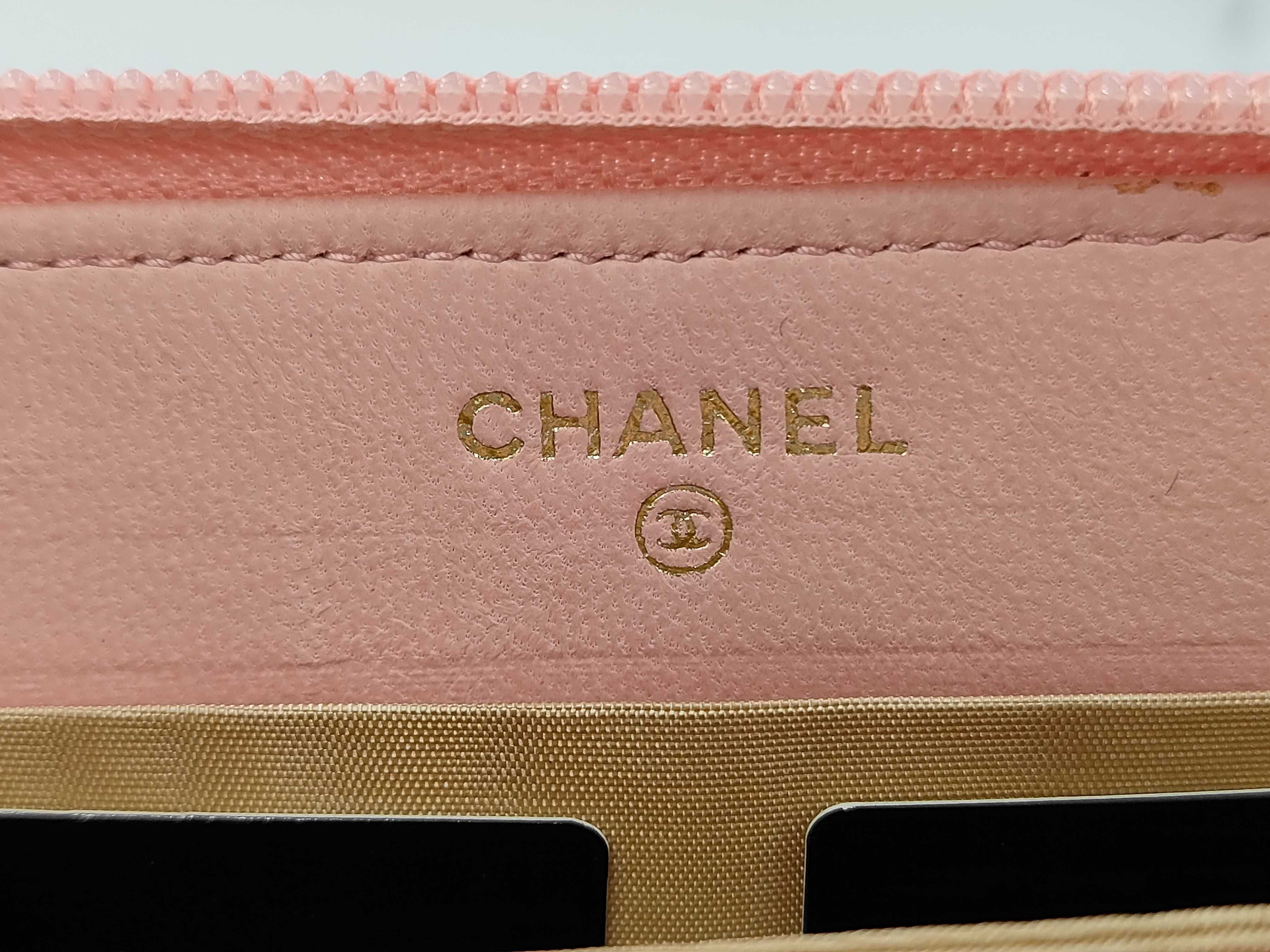 Caviar Skin Round Pink Wallet — view 8