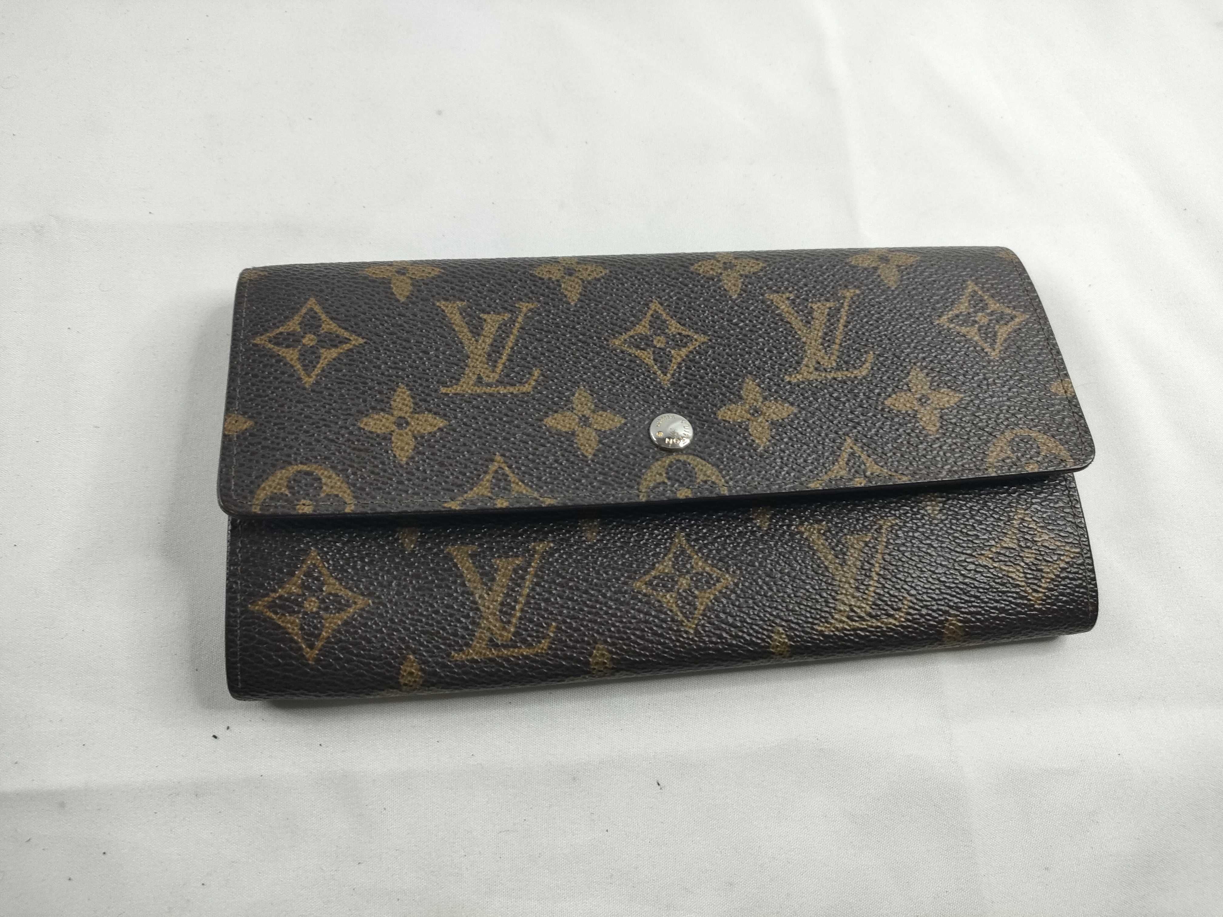 Monogram LV M61725 Monogram 8909 AN Wallet