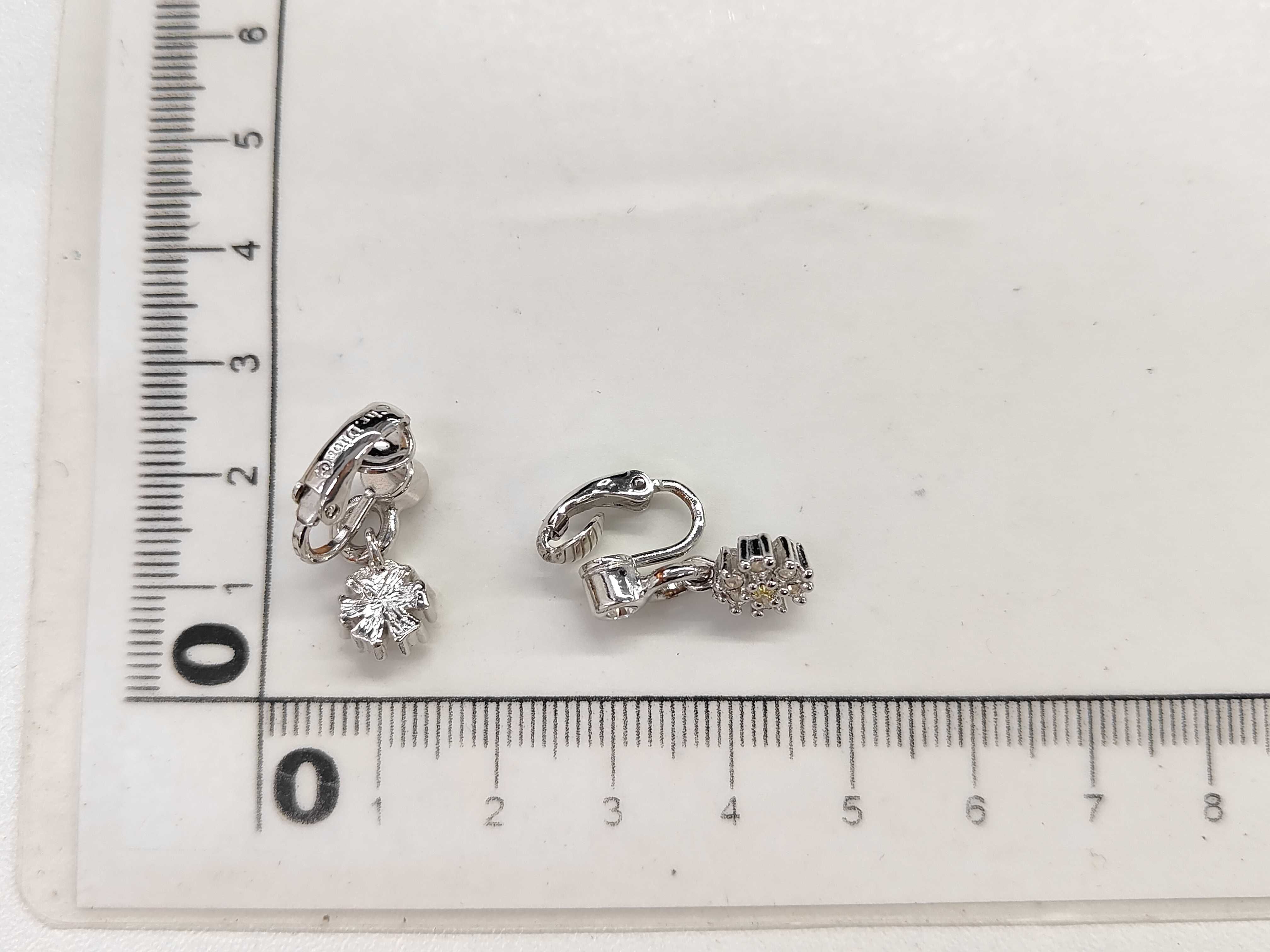 Christian / Earrings / SS Earrings — view 6
