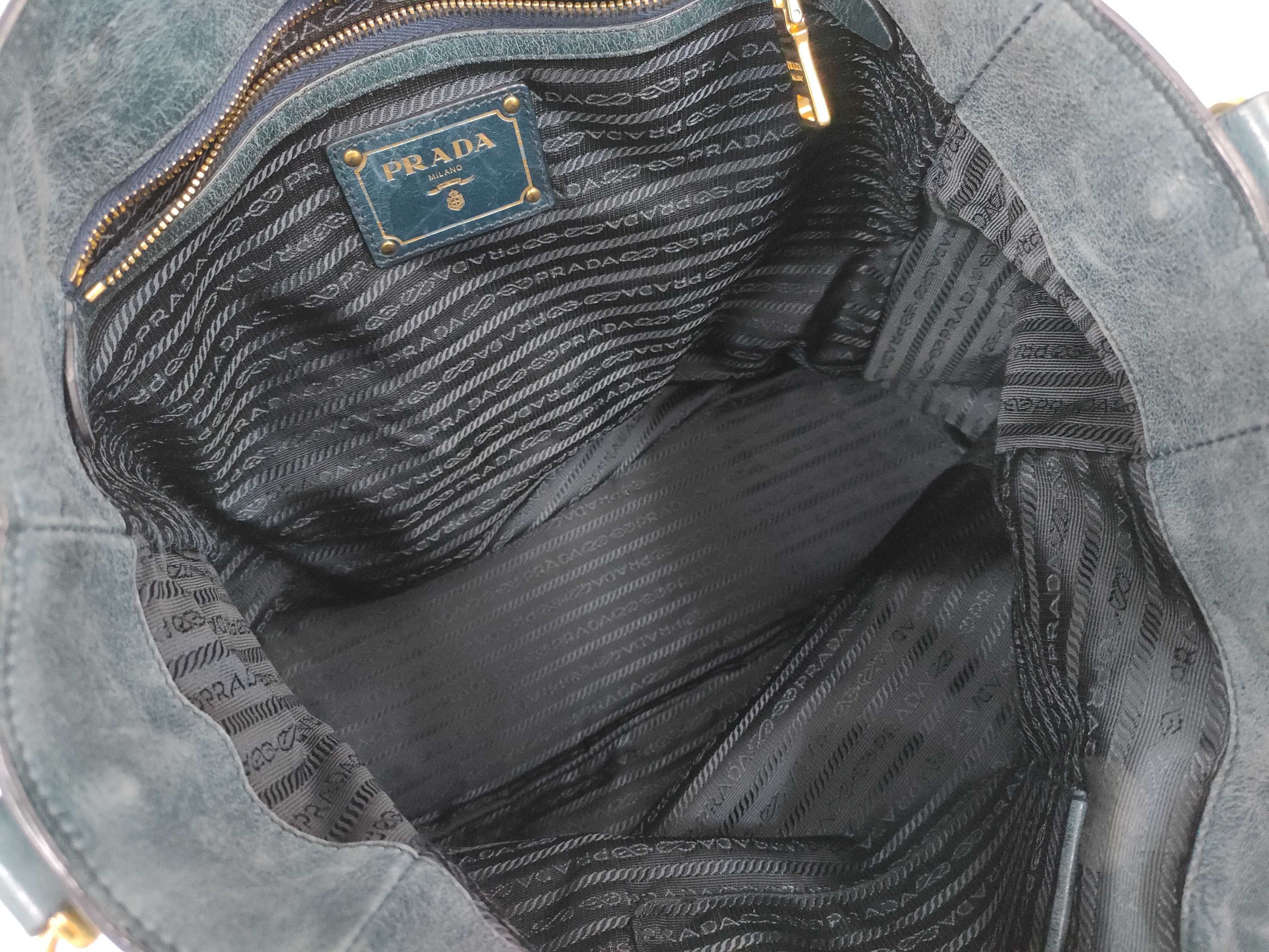 Vitello Daino Shine Tote Bag — view 10