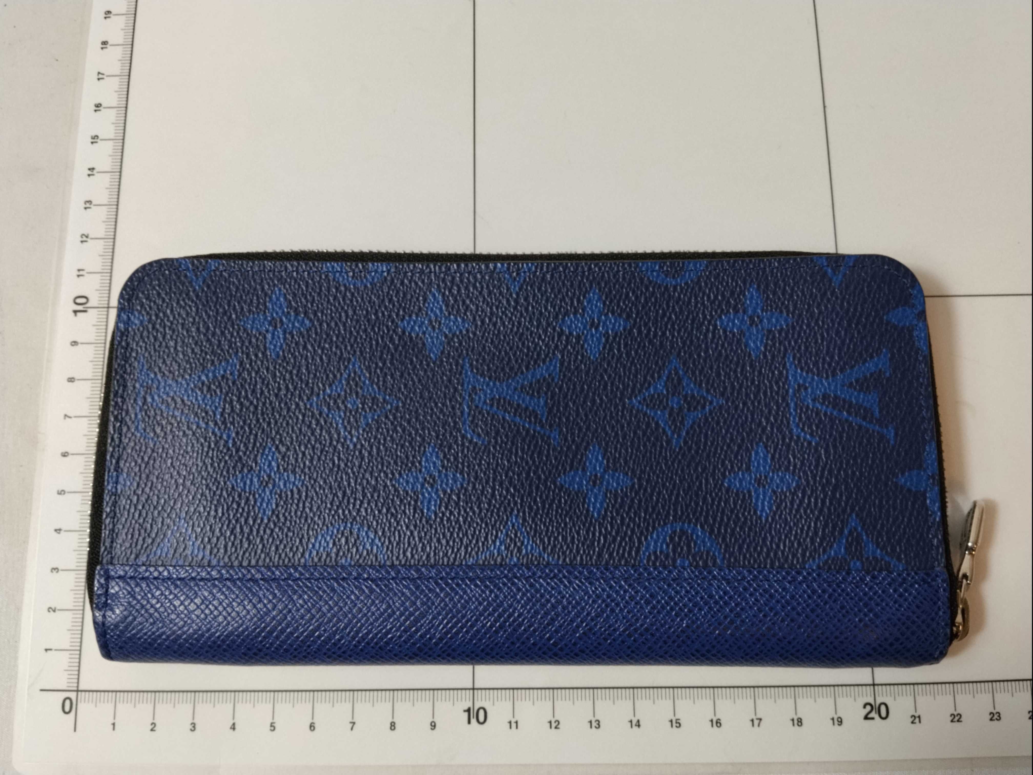 Zippy Wallet Vertical M30447 Wallet — view 2