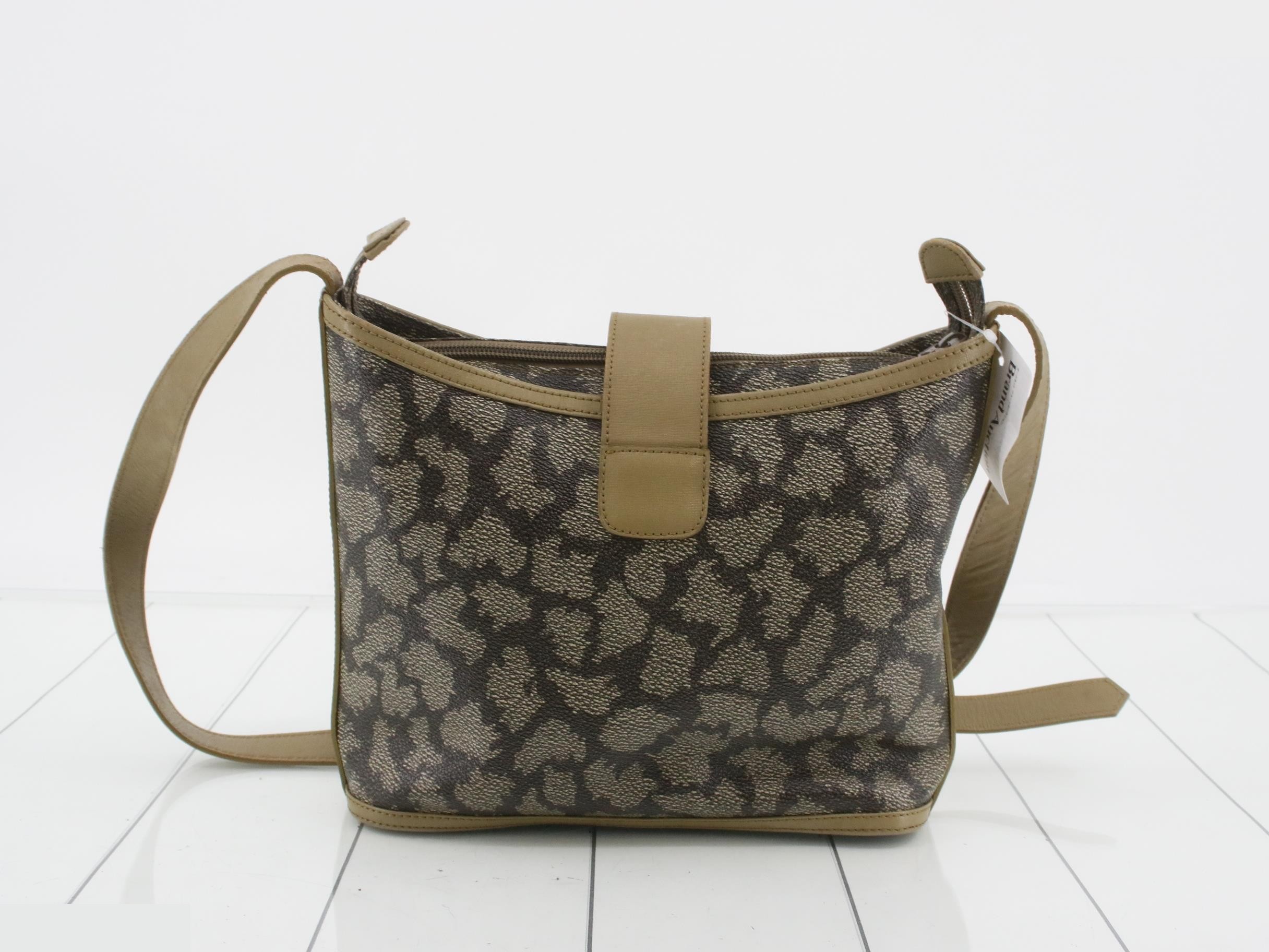 shoulder bag — view 2