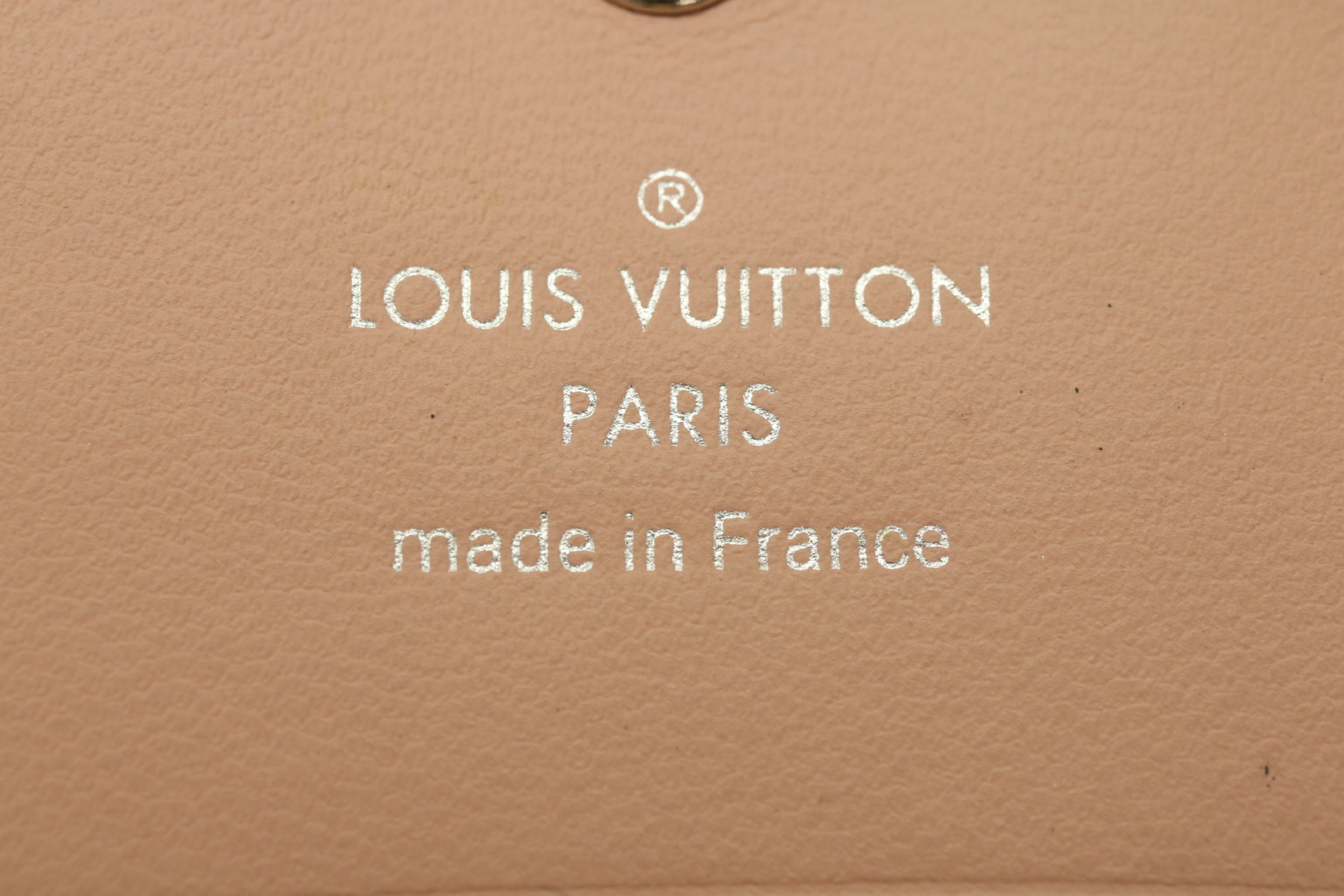 Monogram Mahina Enveloppe Carte de Wigete Card Case — view 9
