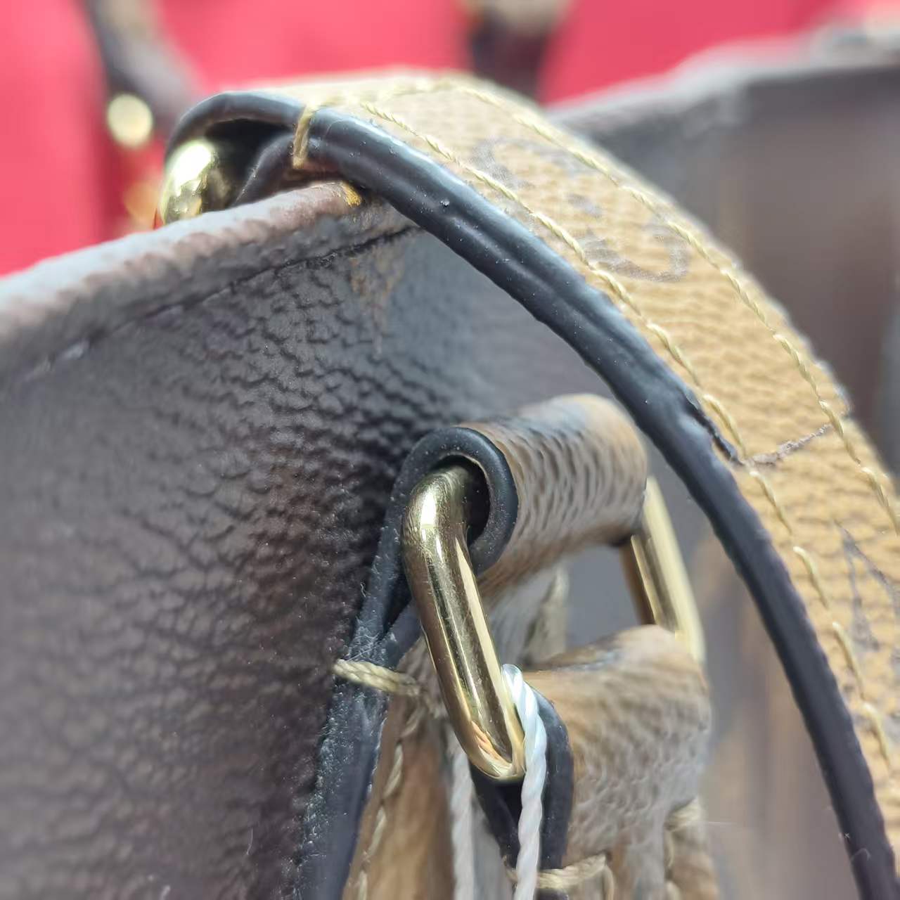 【*Shipped from: China*】LOUIS VUITTON OnTheGo PU Handbag — view 11