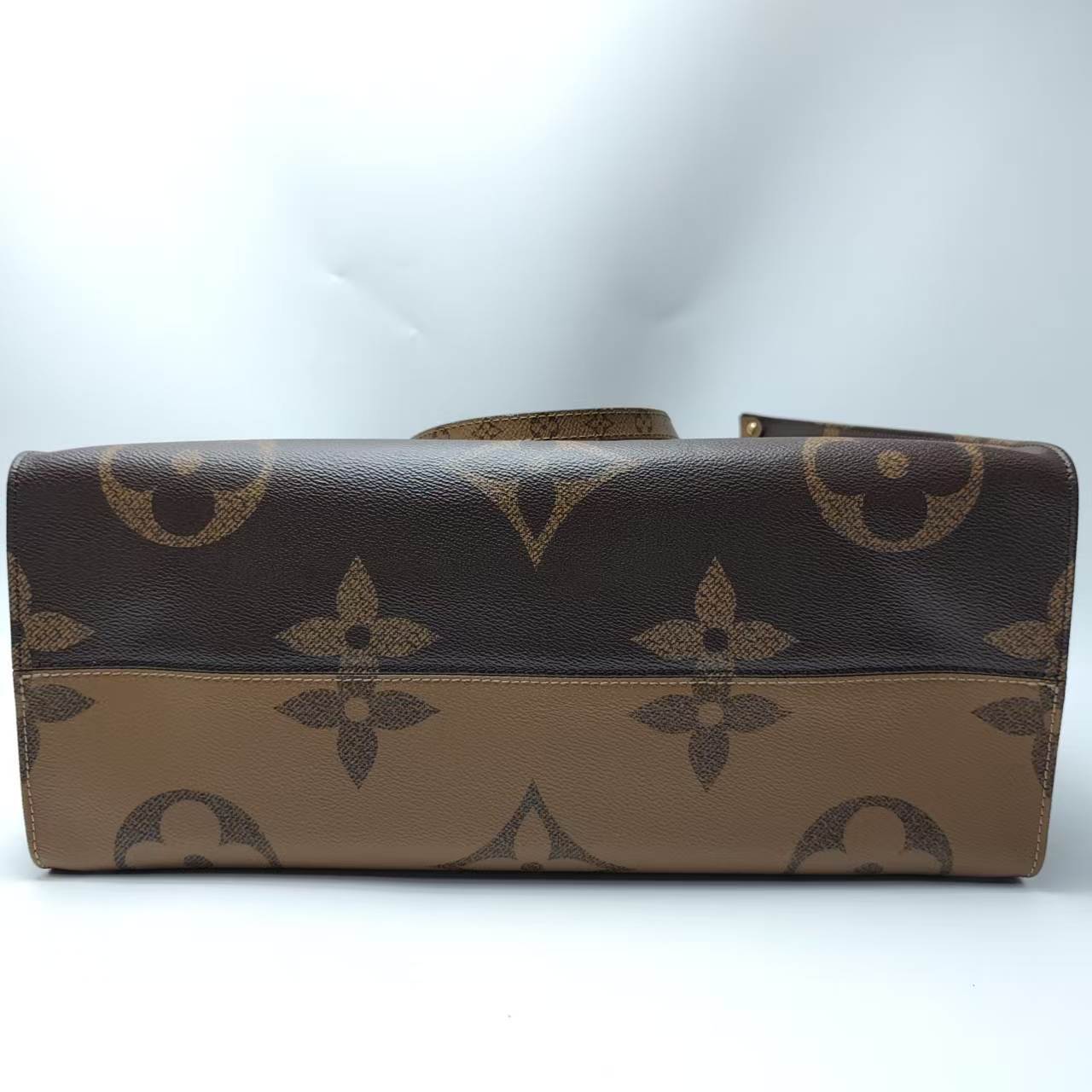 【*Shipped from: China*】LOUIS VUITTON OnTheGo PU Handbag — view 8