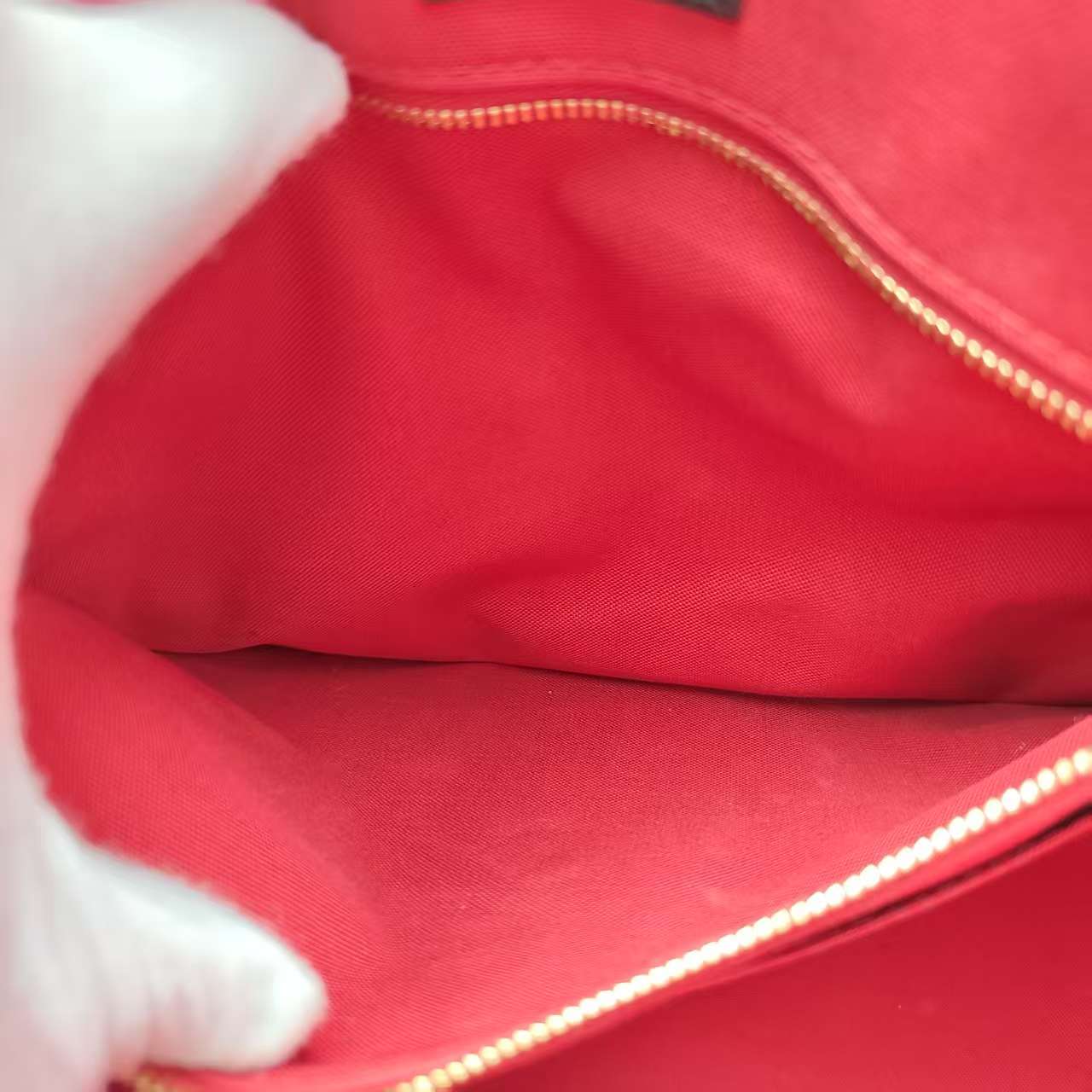 【*Shipped from: China*】LOUIS VUITTON OnTheGo PU Handbag — view 10