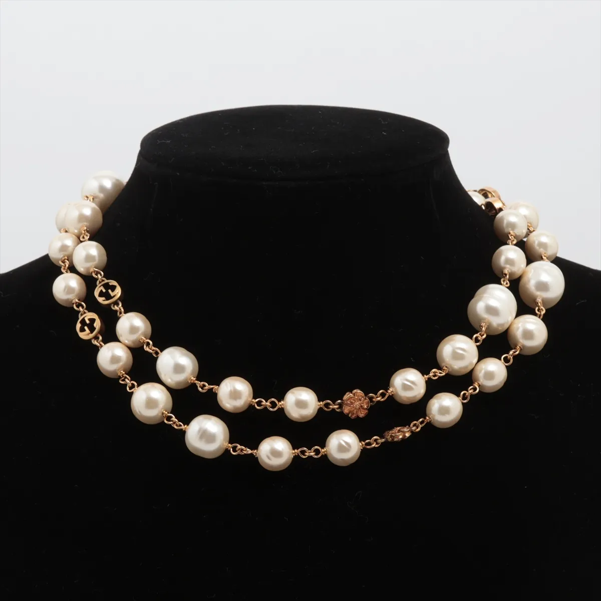 Interlocking G Flower Long Necklace, GP x Faux Pearl, Gold, — view 5