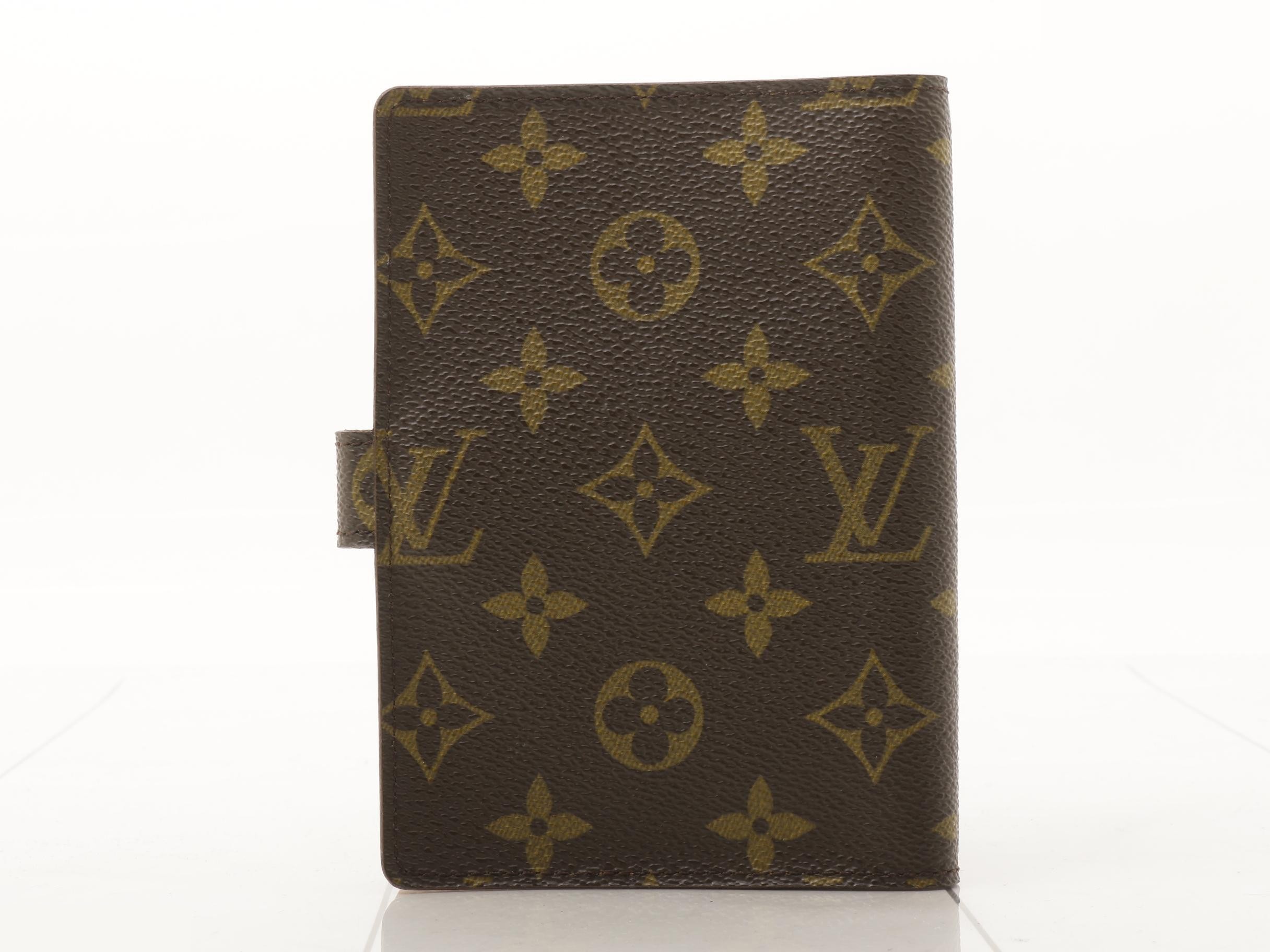 R20005 Agenda PM Monogram Notebook Cover Brown — view 2