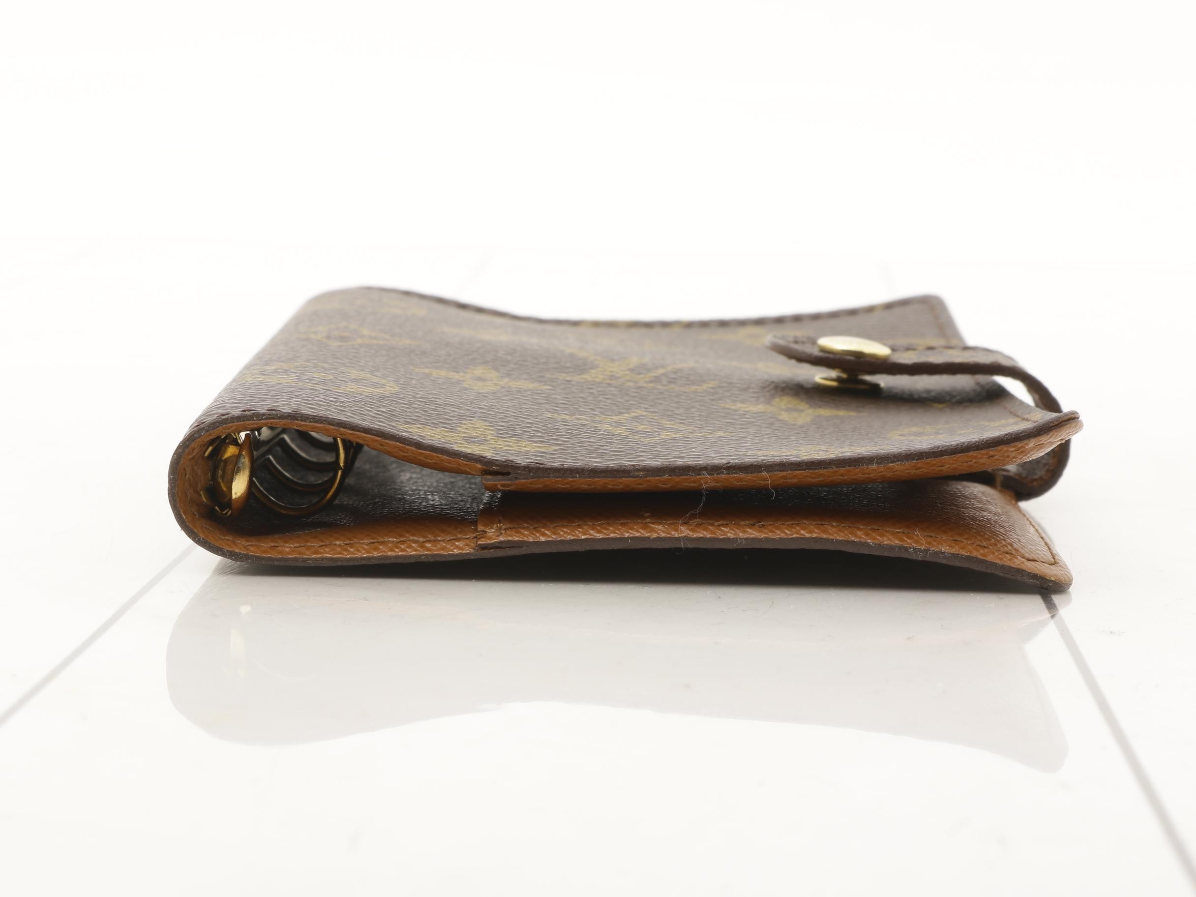 R20005 Agenda PM Monogram Notebook Cover Brown — view 3