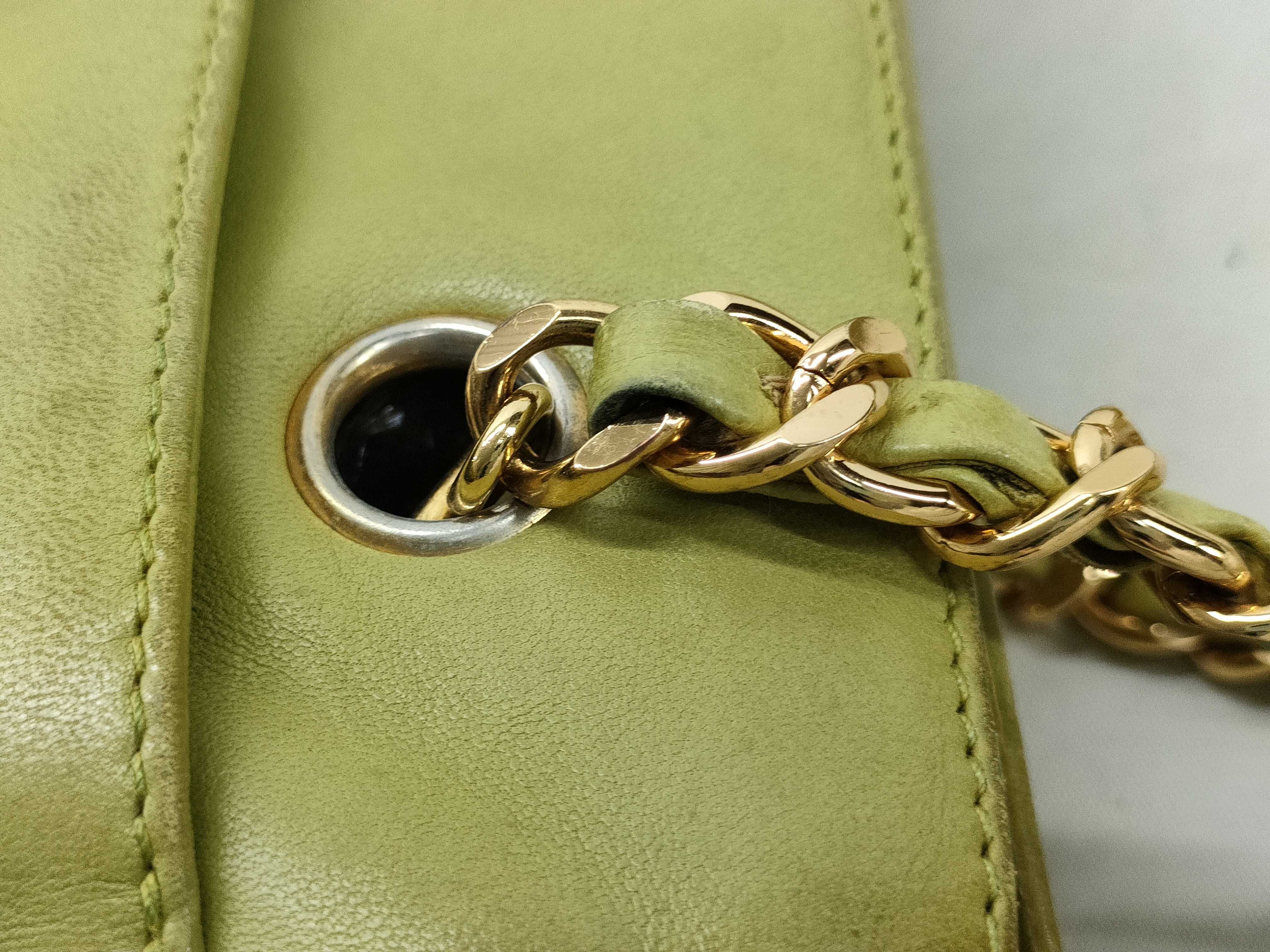 Lambskin Chain Shoulder Bag Tote Bag — view 7