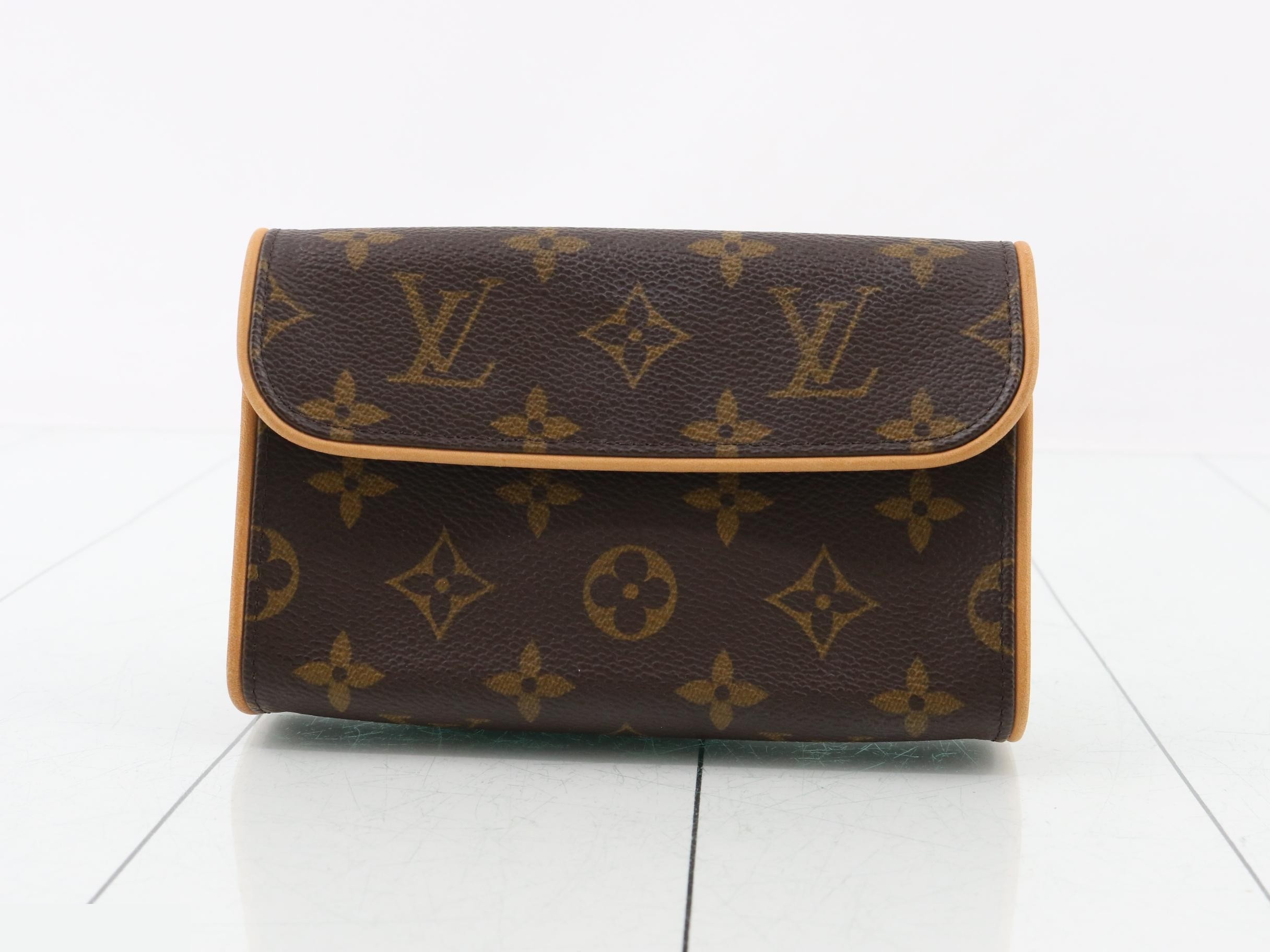 LV Pochette Florentine