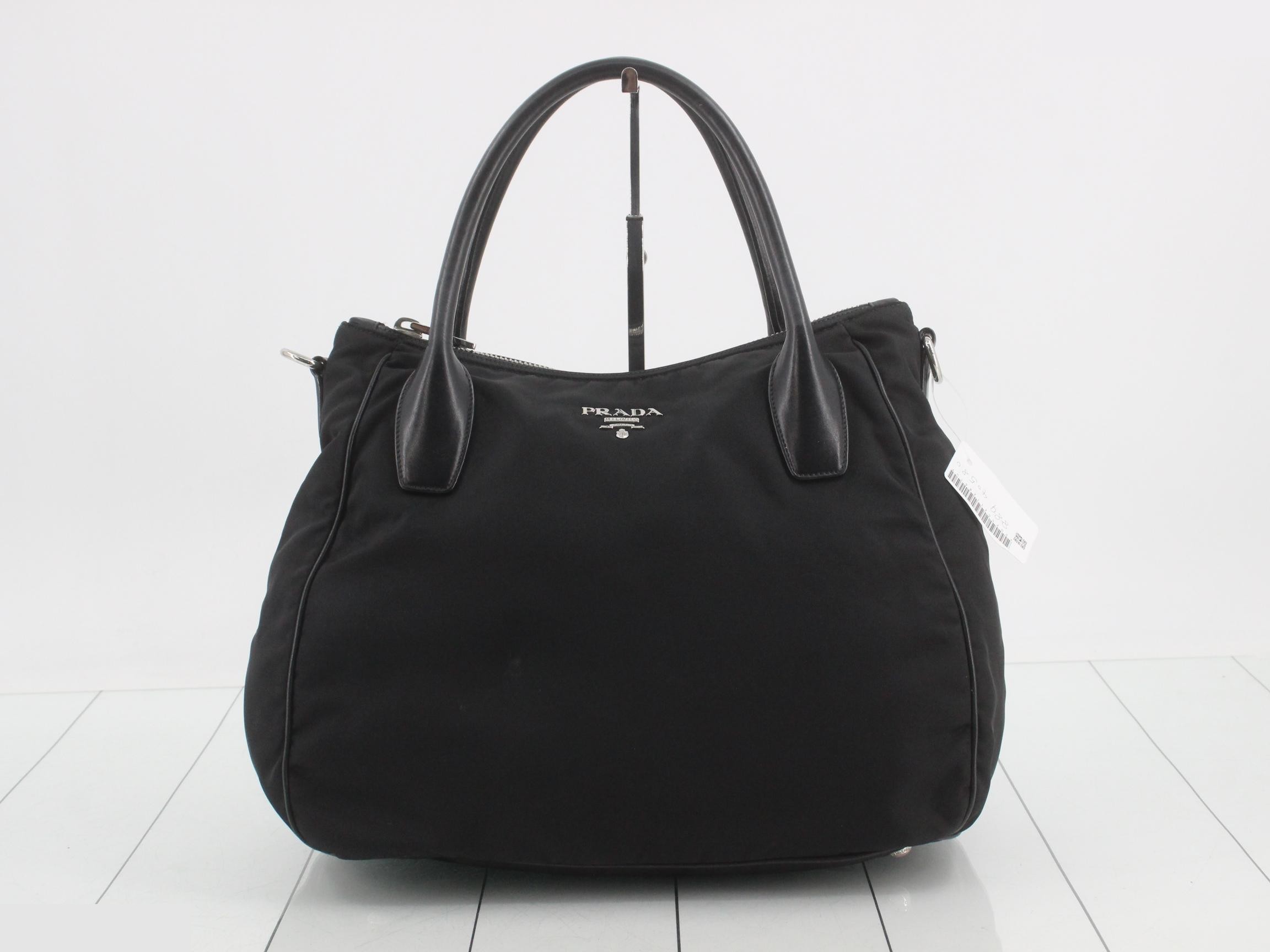 Other lines: Bags and shoulder bags